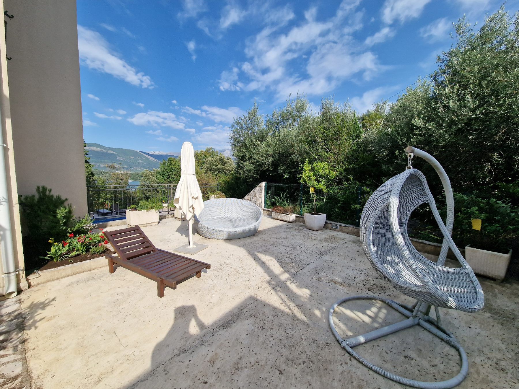 amforaproperty.com/Nov dupleks dvosoban stan 98m2 sa pogledom na more u Ðurasevicima, Tivat