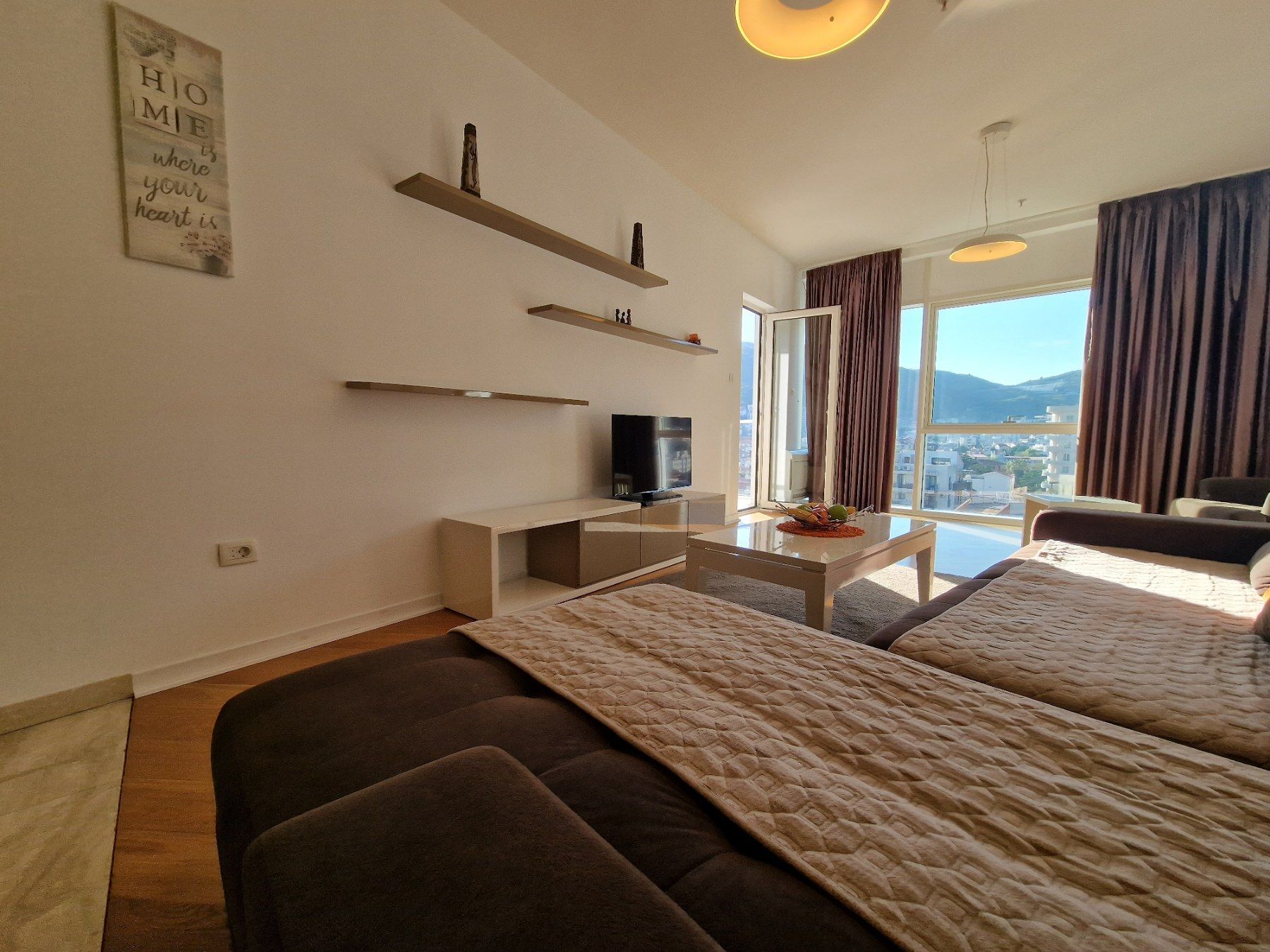 Jednosoban luksuzan stan u kompleksu Tre Canne ,Budva (Izdavanje na period od 20.09.2026 do 01.06.2027) - Amfora Real Estate