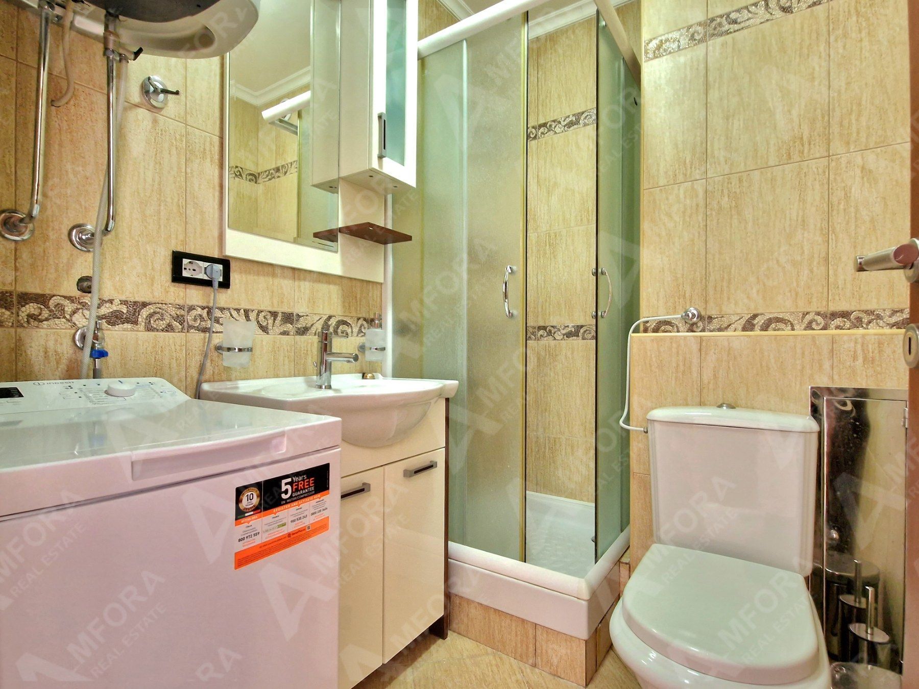 amforaproperty.com/Dvosoban stan sa pogledom na more i grad na odličnoj lokaciji kod hotela Slavije, Budva (Na period do 01.06.2024)