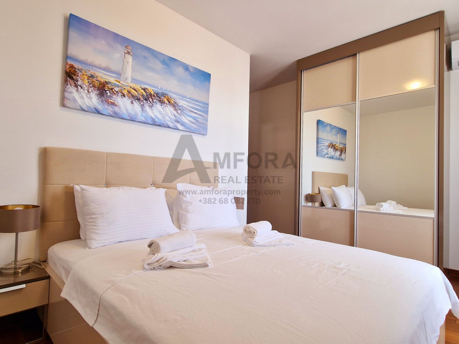 amforaproperty.com/Luksuzan dvosoban stan sa pogledom na more i garaznim mestom ukljucenim u cenu, Anatolia- Bečići (NA DUZI VREMENSKI PERIOD)