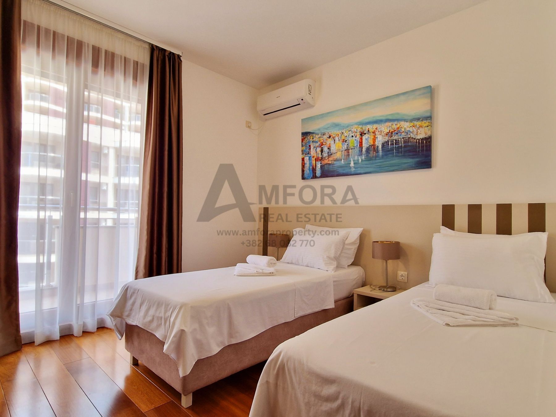 amforaproperty.com/Luksuzan dvosoban stan sa pogledom na more i garaznim mestom ukljucenim u cenu, Anatolia- Bečići (NA DUZI VREMENSKI PERIOD)