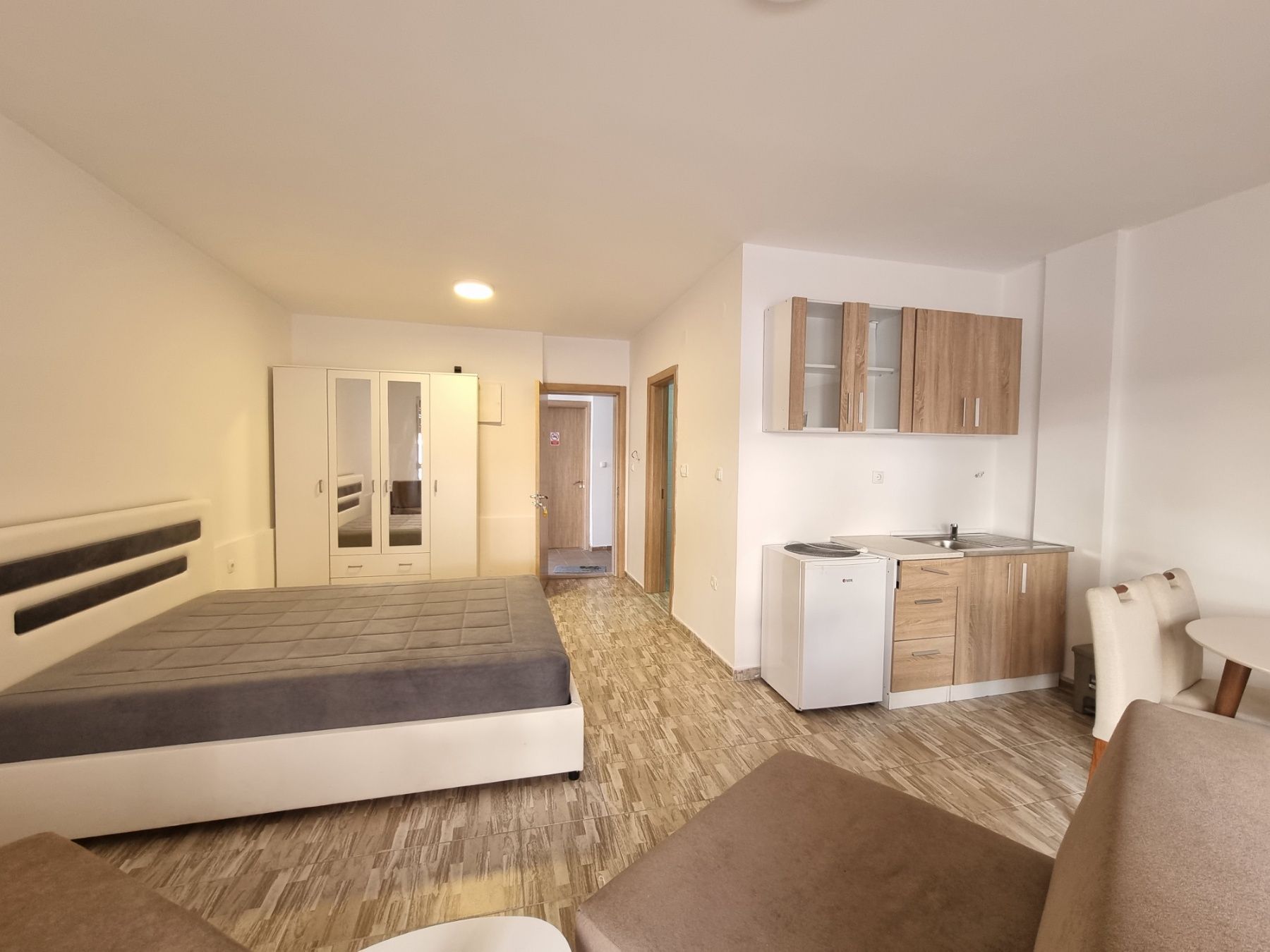 Studio za izdavanje u Becicima (na duzi period) - Amfora Real Estate