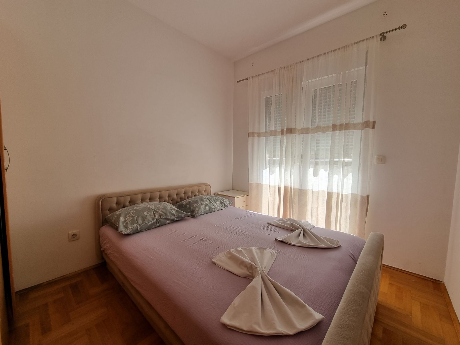 amforaproperty.com/Dvosoban stan za izdavanje u Budvi (na duzi period)