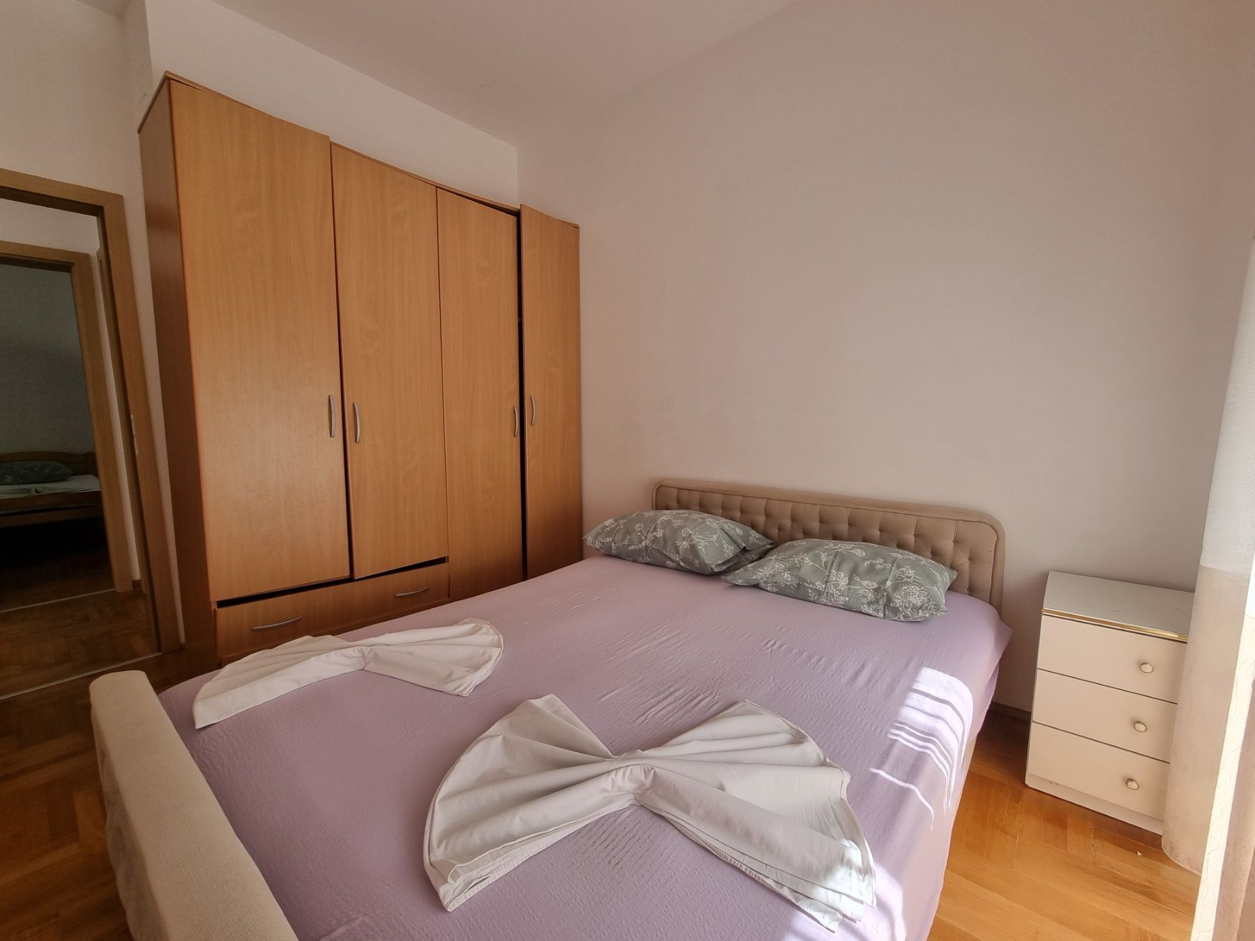 amforaproperty.com/Dvosoban stan za izdavanje u Budvi (na duzi period)