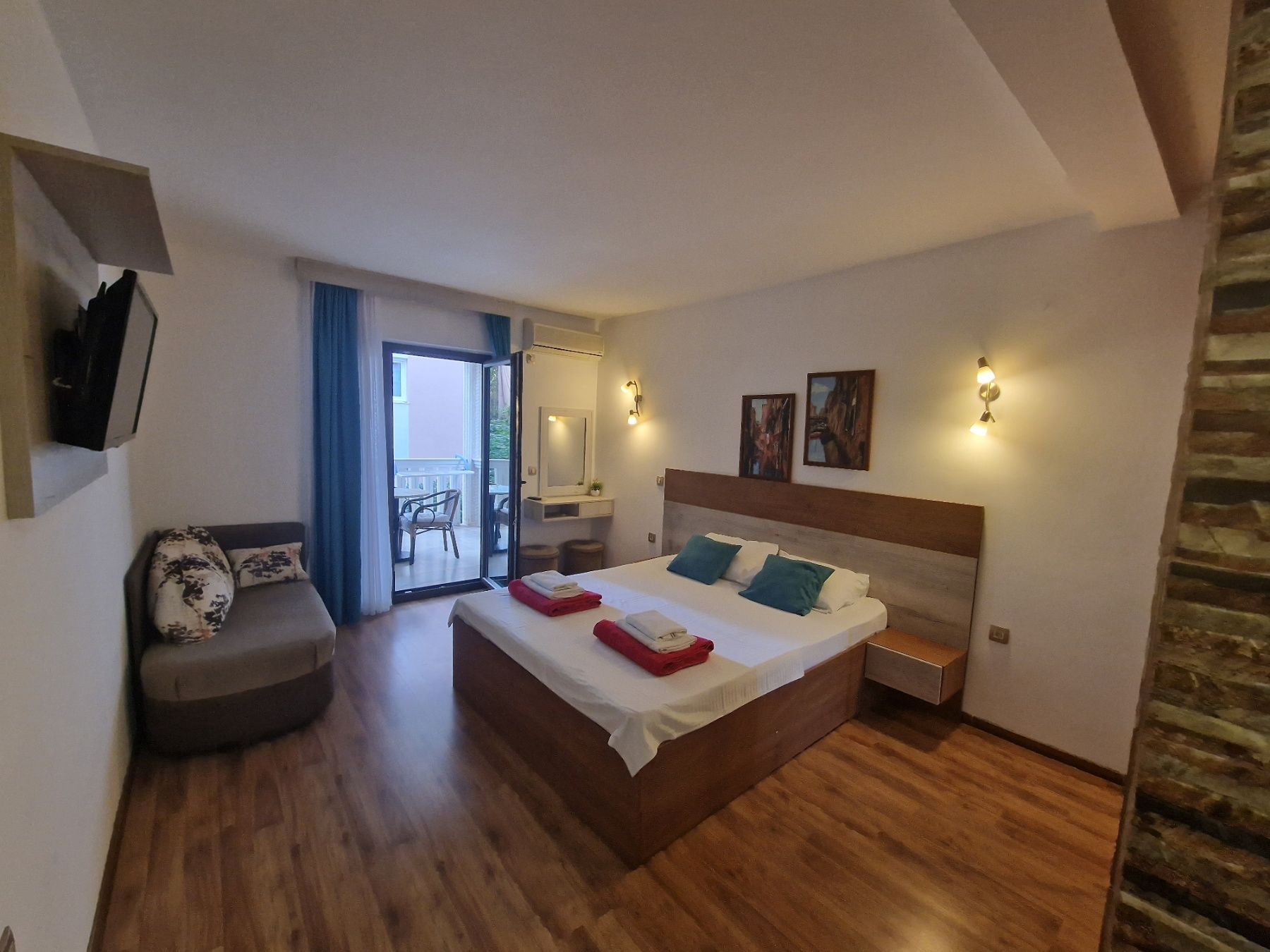 Studio za izdavanje u centru Budve (izdavanje na period od 01.10.l2026 do 01.06.2027) - Amfora Real Estate