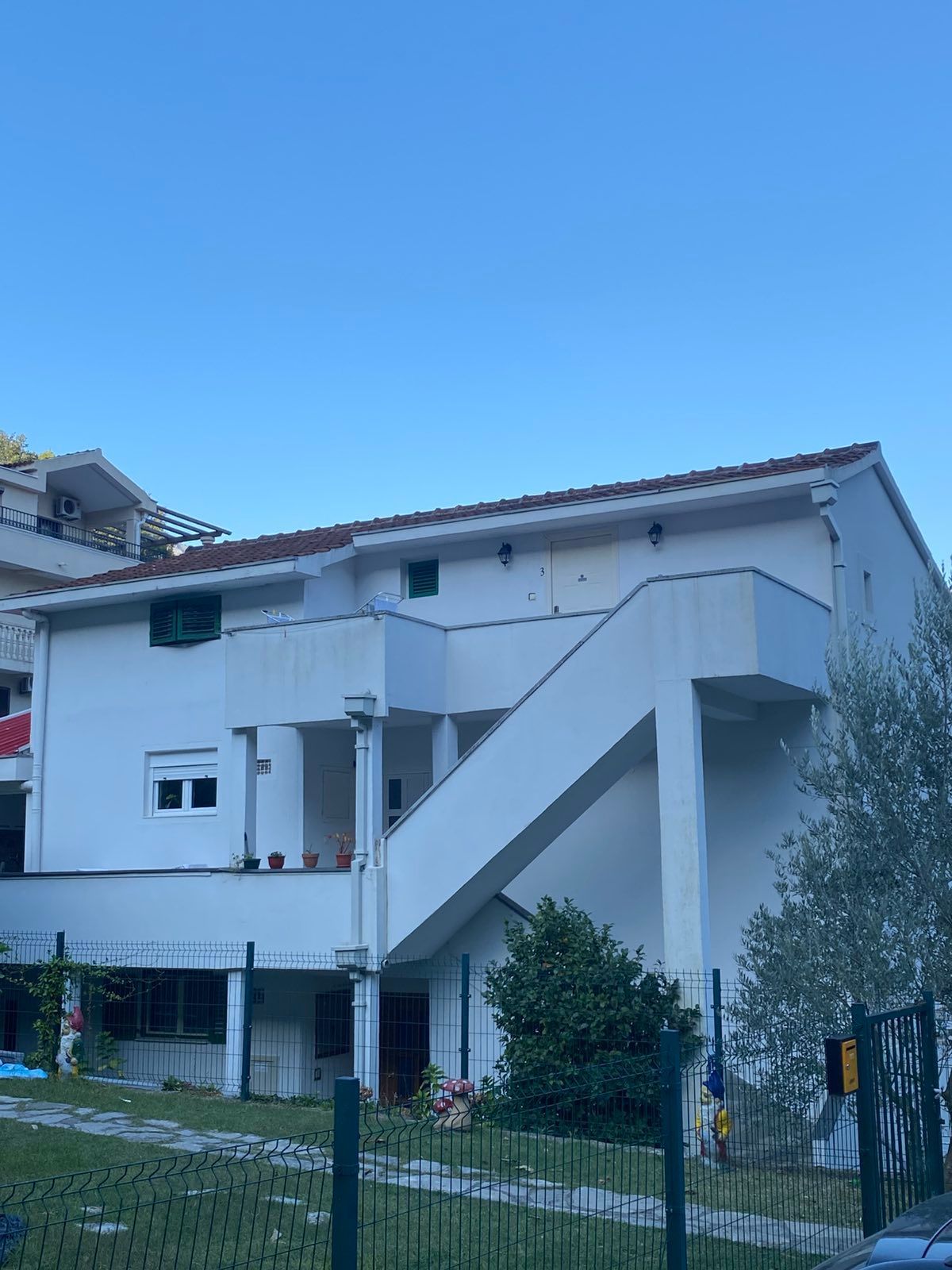 Dvosoban namesten stan u Budvi,Babin do (NA DUZI PERIOD) - Amfora Real Estate