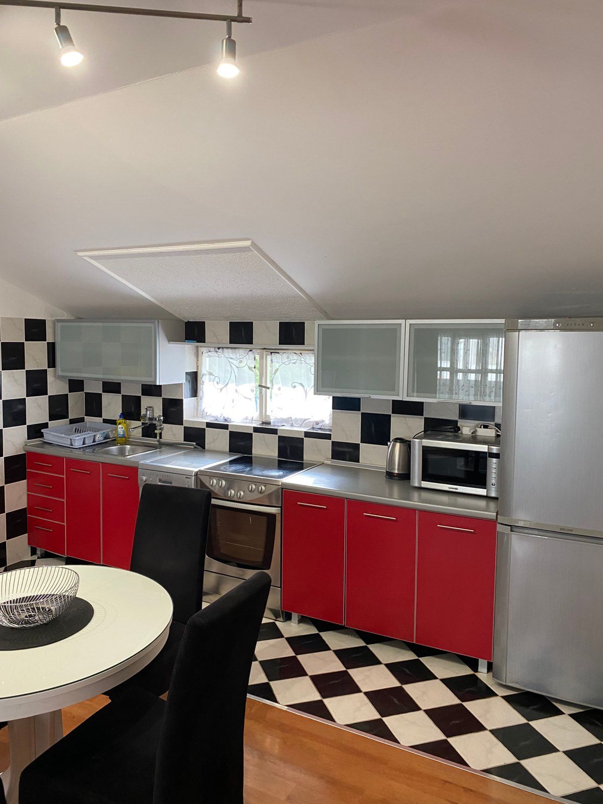 Dvosoban namesten stan u Budvi,Babin do (NA DUZI PERIOD) - Amfora Real Estate