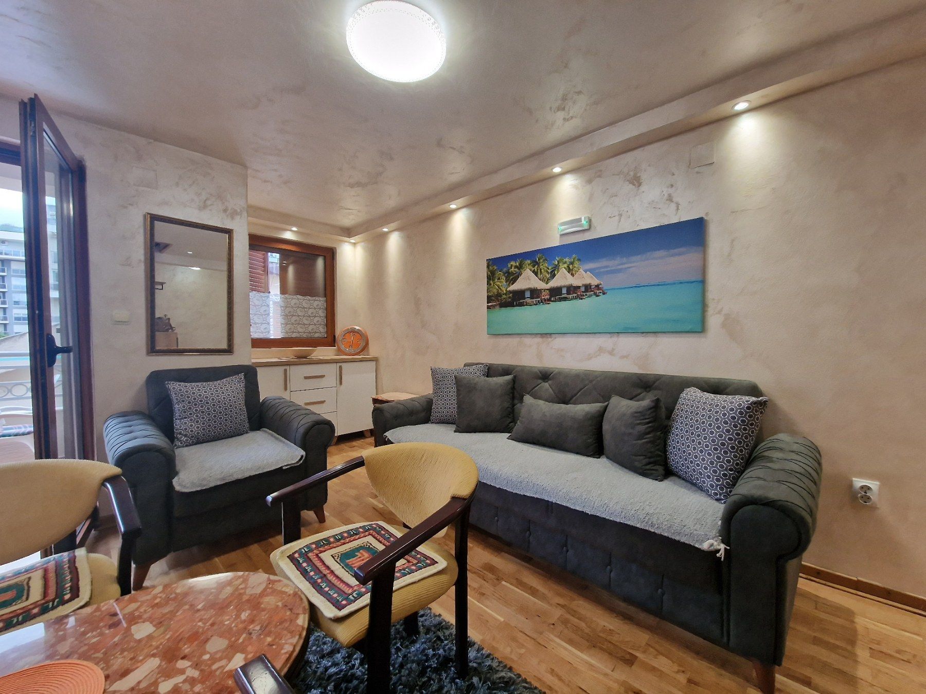 Dupleks dvosoban stan na 200 metara od mora,Budva (Dostupan od 01.01.2026 na duzi period) - Amfora Real Estate