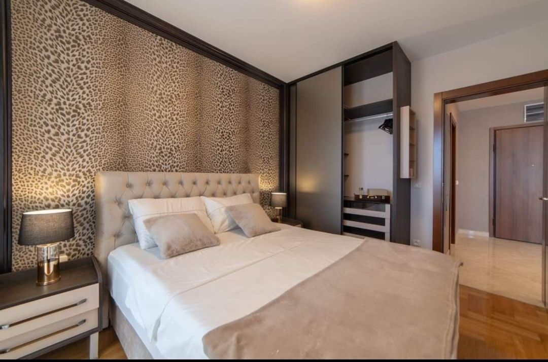 amforaproperty.com/JEDNOSOBAN STAN U KOMPLEKSU ANATOLIA BECICI