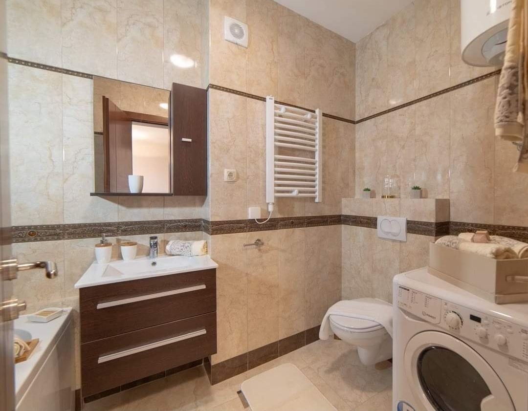 amforaproperty.com/JEDNOSOBAN STAN U KOMPLEKSU ANATOLIA BECICI