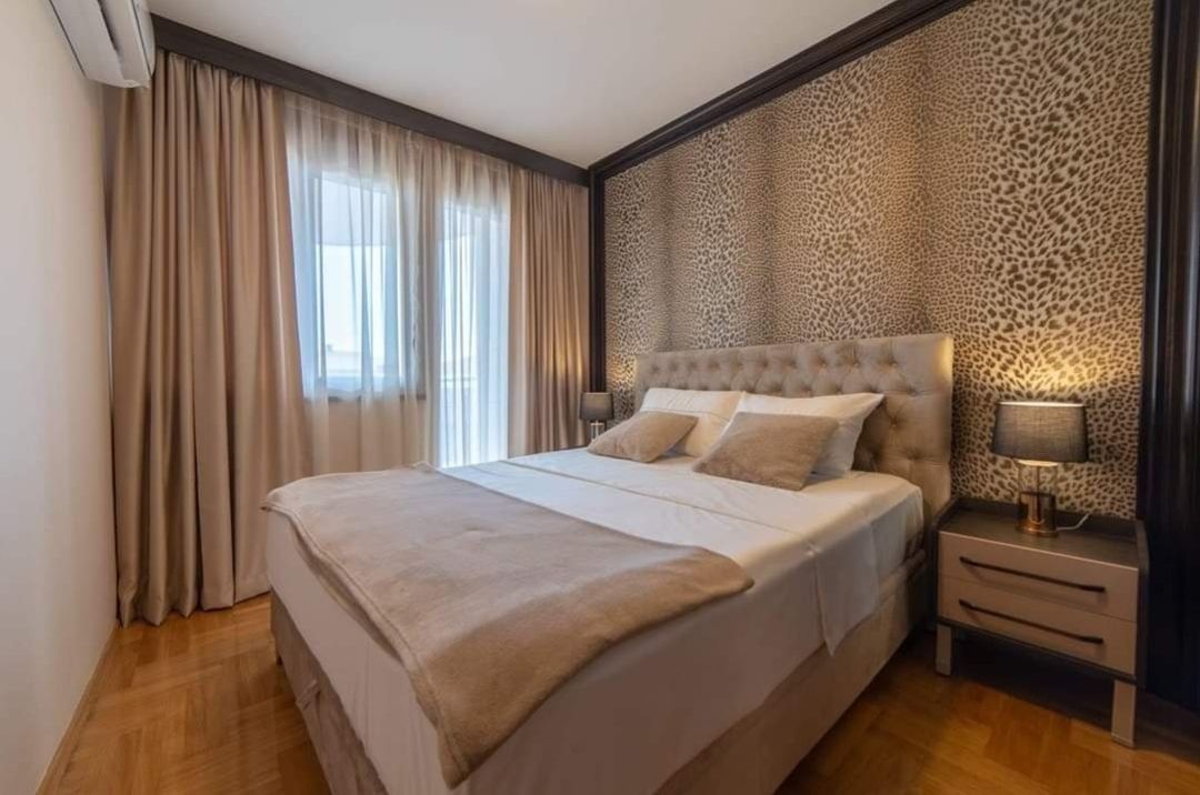 amforaproperty.com/JEDNOSOBAN STAN U KOMPLEKSU ANATOLIA BECICI