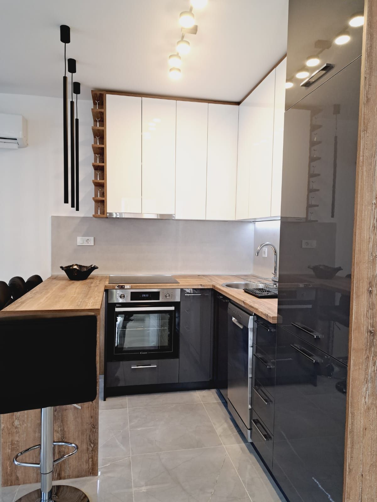 amforaproperty.com/Dvosoban moderno opremljen stan,Dobrota (NA DUZI PERIOD)