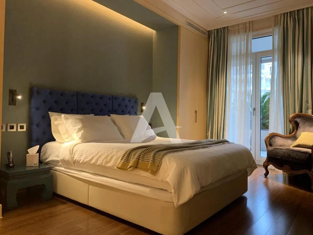 amforaproperty.com/Luksuzan jendosoban stan u Regent hotelu, Porto Montenegro (NA DUZI PERIOD)