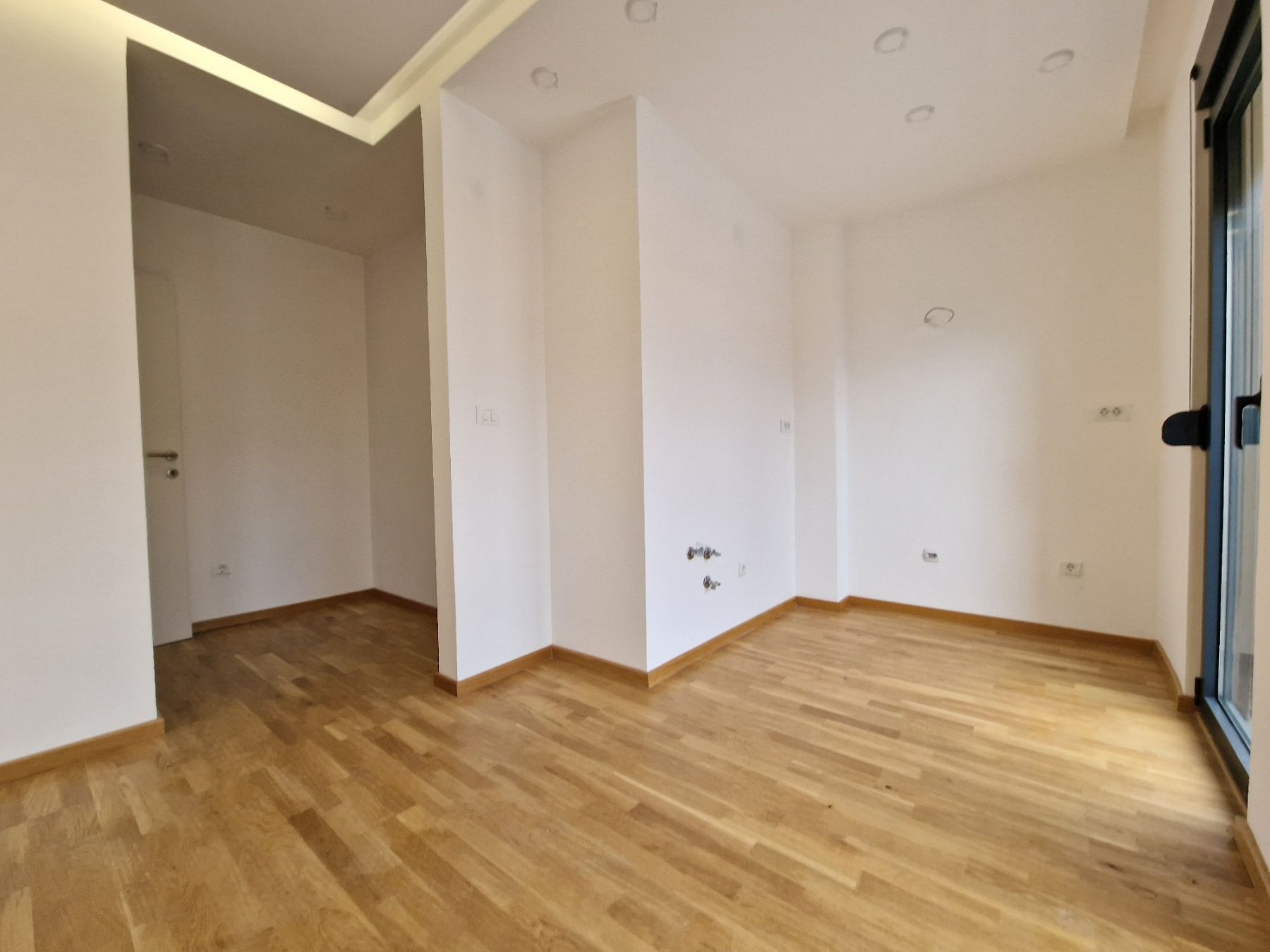 amforaproperty.com/Dvosoban stan 103m2 sa pogledom na more u Budvi