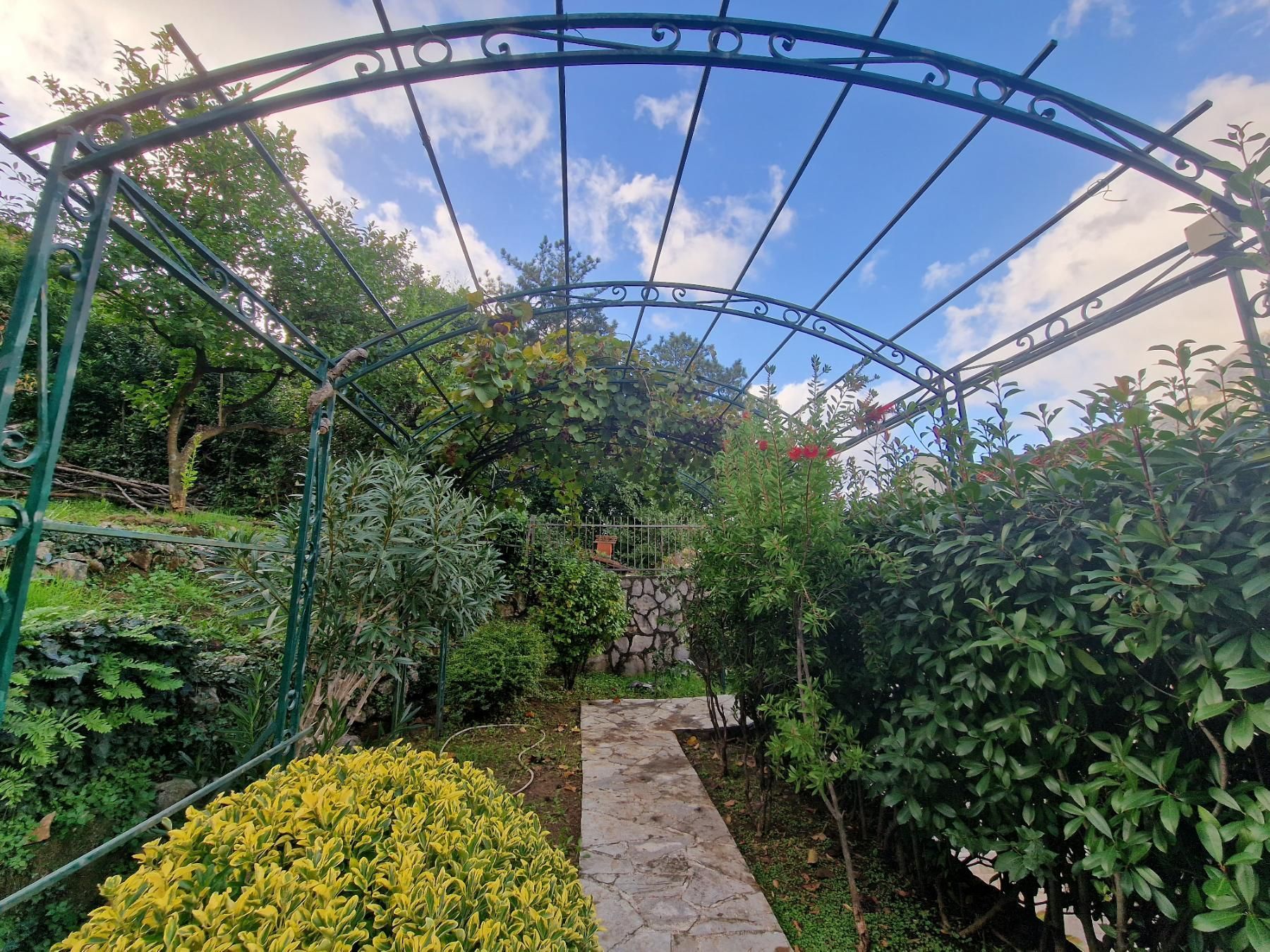 amforaproperty.com/Kuća 300m2 na obali mora s panoramskim pogledom, Stoliv: