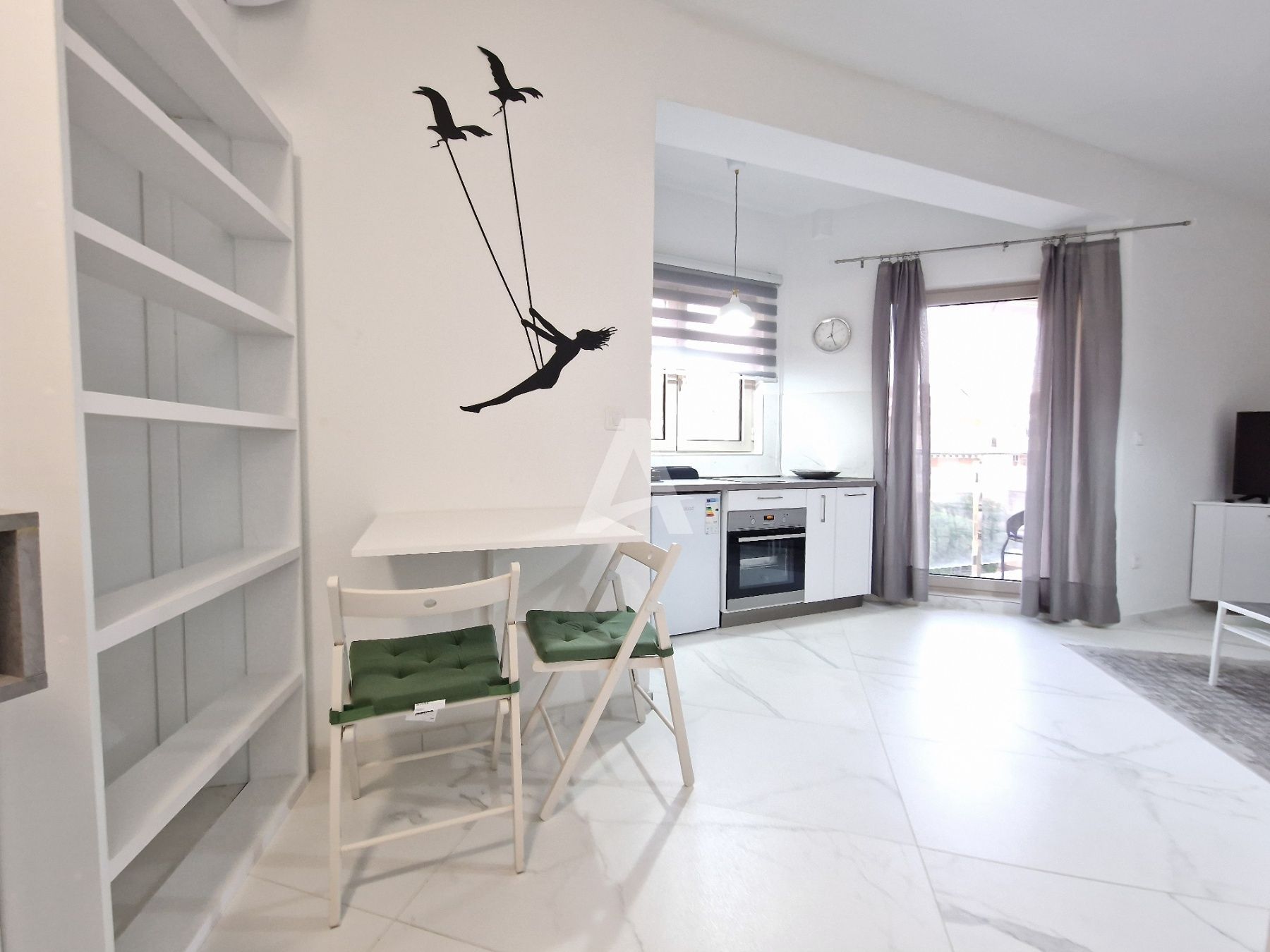 amforaproperty.com/Izdaje se studio apartman u Budvi (Na duzi period)