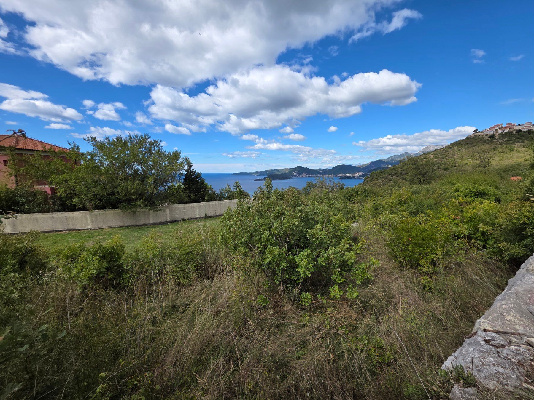 Prodaja urbanizovanog zemljista 697 m² sa pogledom na more – Blizikuće - Amfora Real Estate