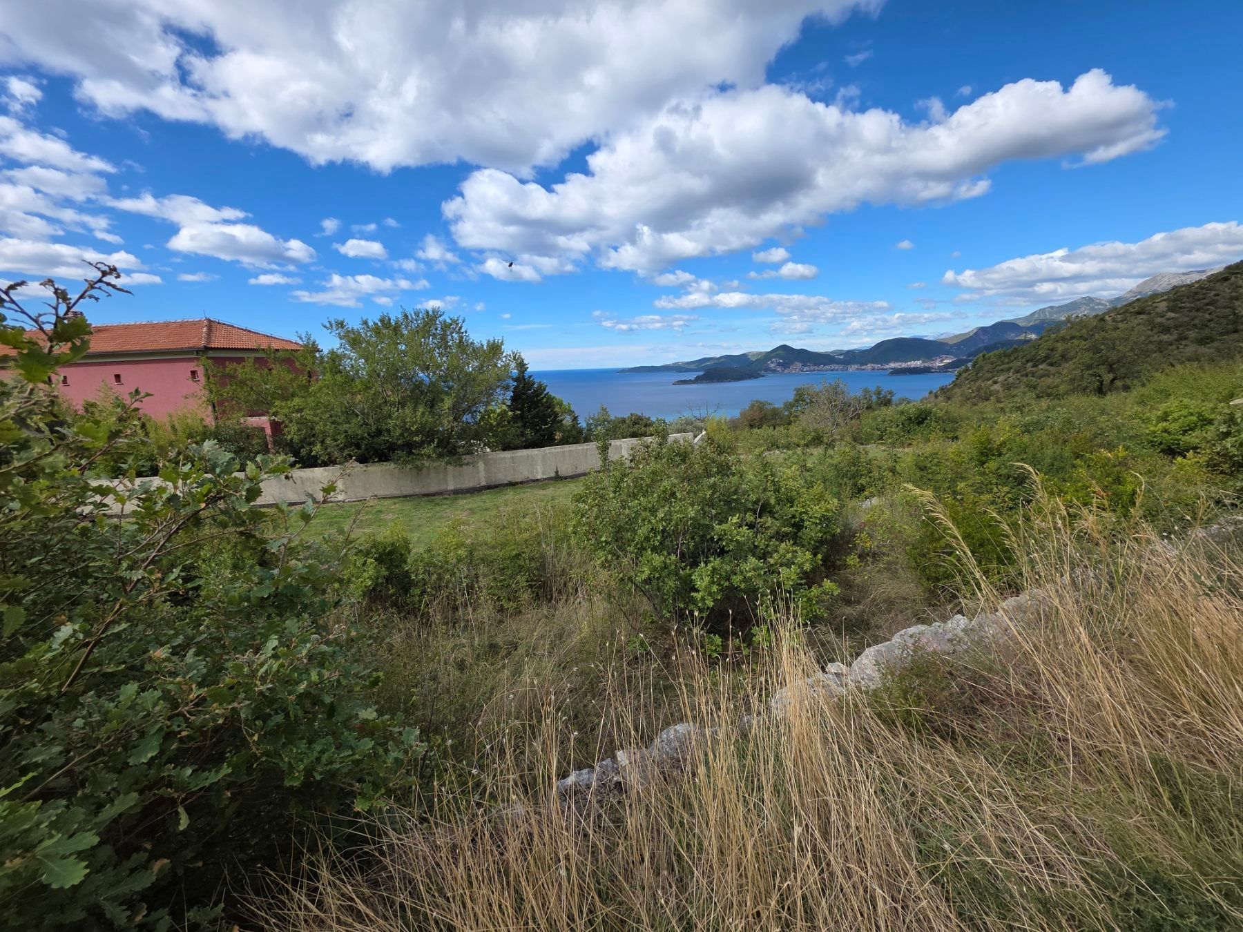 Prodaja urbanizovanog zemljista 697 m² sa pogledom na more – Blizikuće - Amfora Real Estate