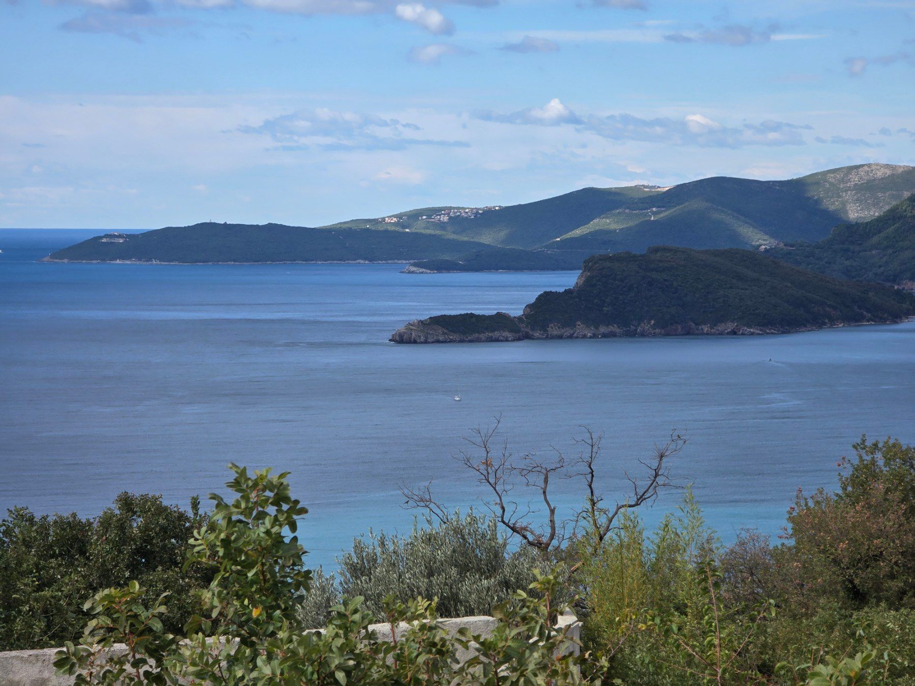 Prodaja urbanizovanog zemljista 697 m² sa pogledom na more – Blizikuće - Amfora Real Estate