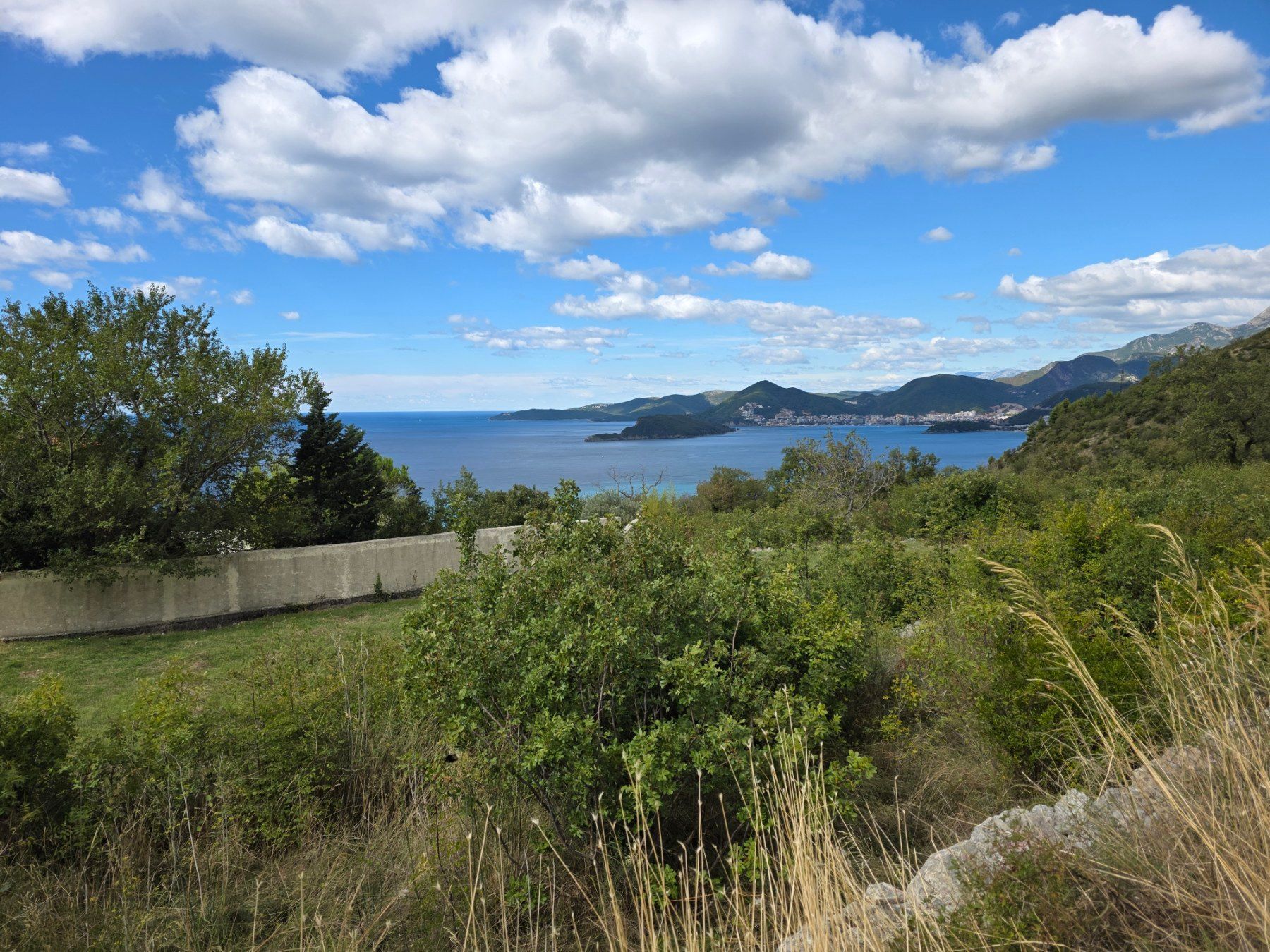 Prodaja urbanizovanog zemljista 697 m² sa pogledom na more – Blizikuće - Amfora Real Estate