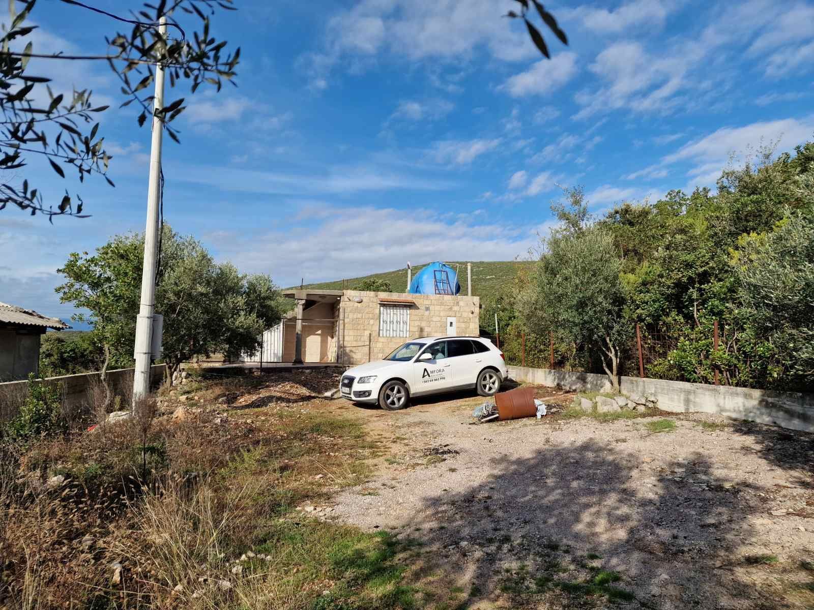 amforaproperty.com/Kuca sa placem u Zagori,opstina Kotor.