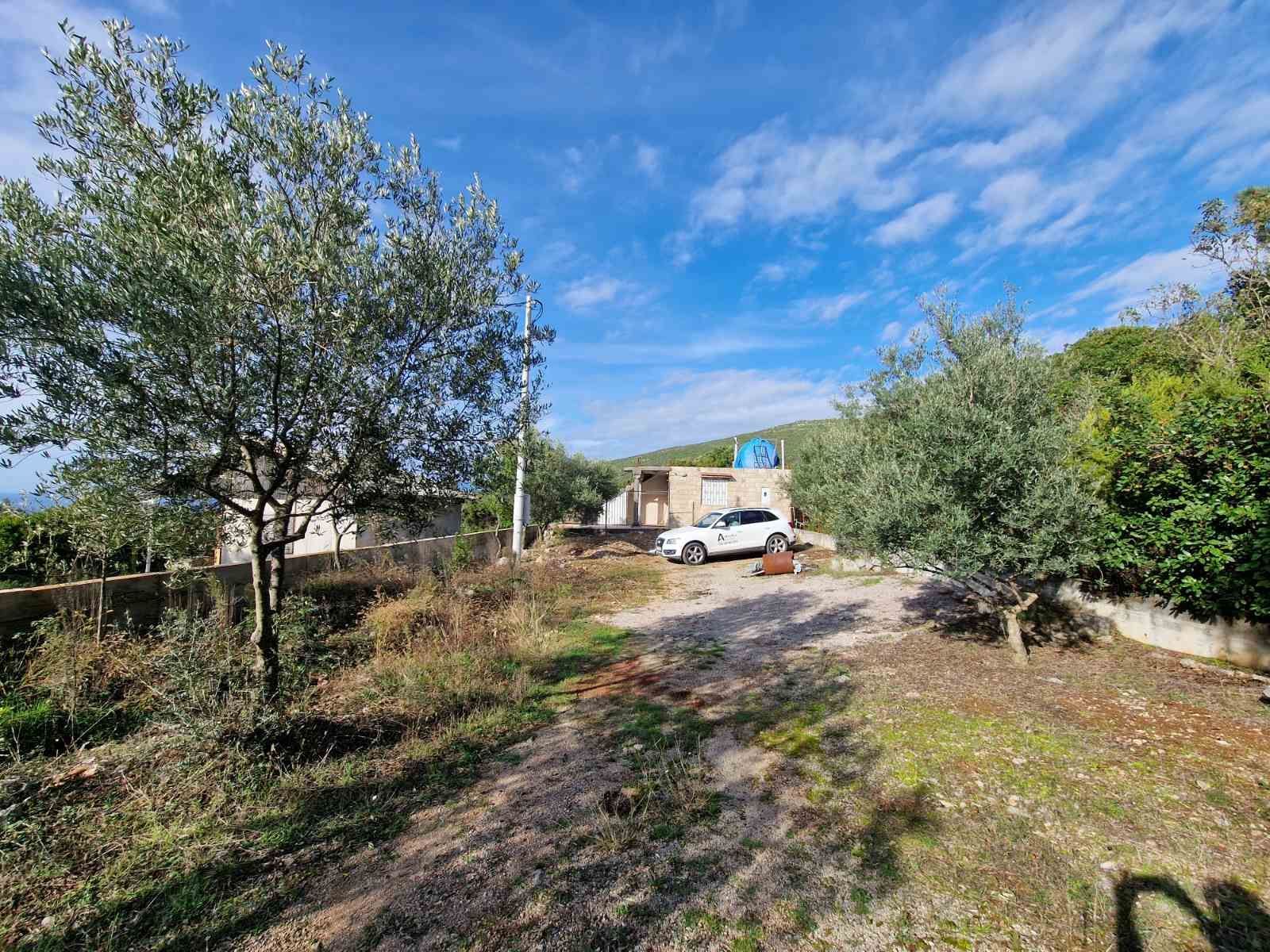 amforaproperty.com/Kuca sa placem u Zagori,opstina Kotor.