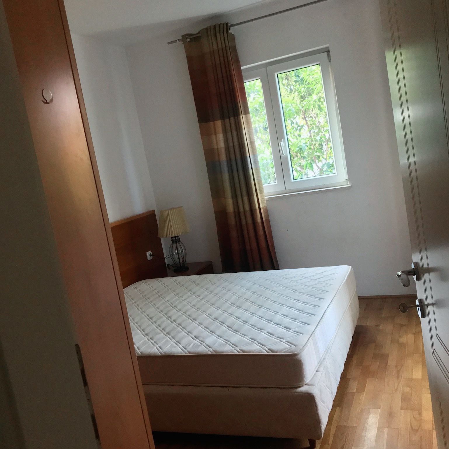 Jednosoban stan 42m² u centru Budve – dugoročno izdavanje - Amfora Real Estate