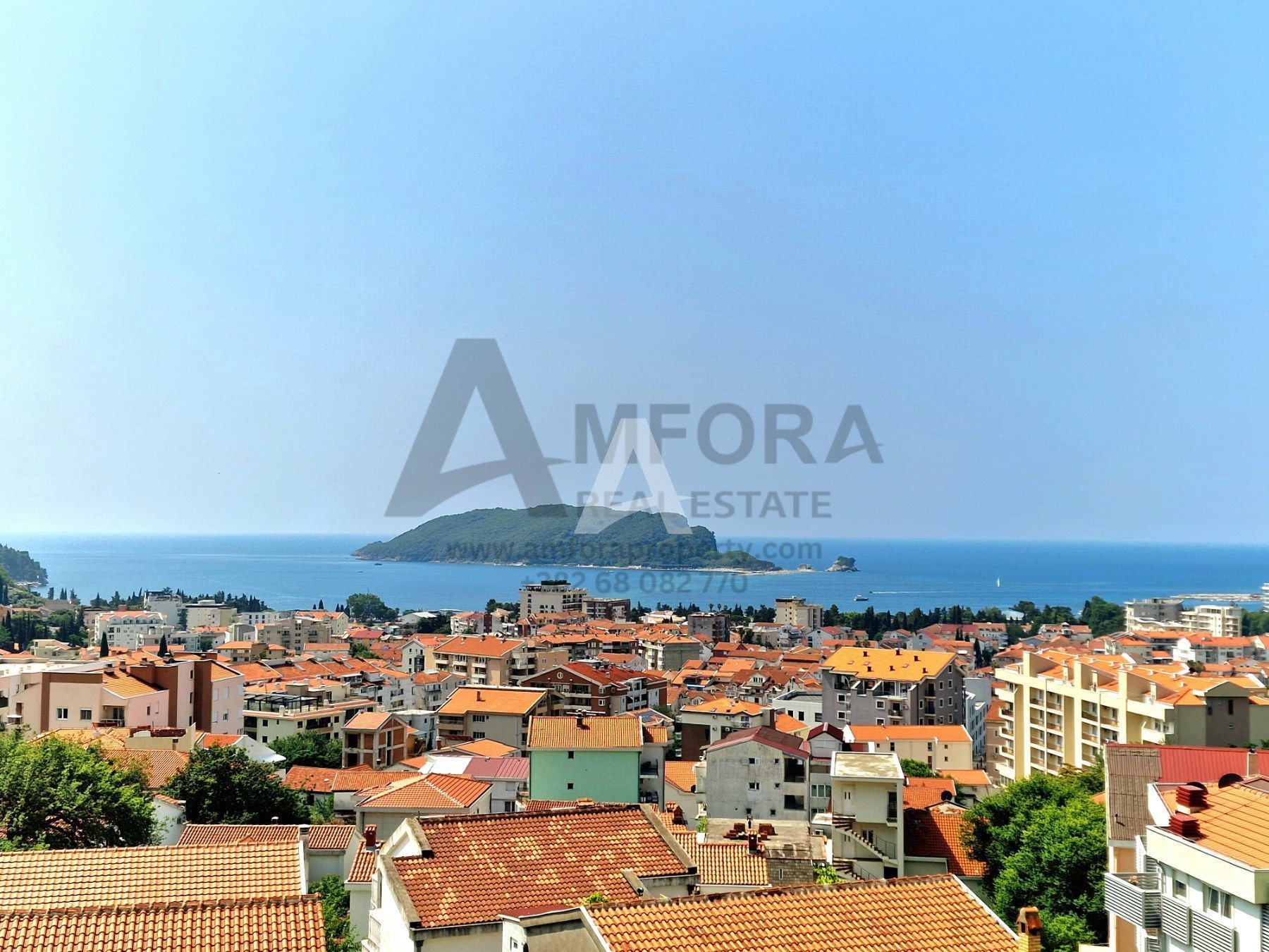 amforaproperty.com/Petosoban namesten stan 160m2 sa panoramskim pogledom na more i grad, Lazi - Budva (Mogućnost plaćanja u rate)