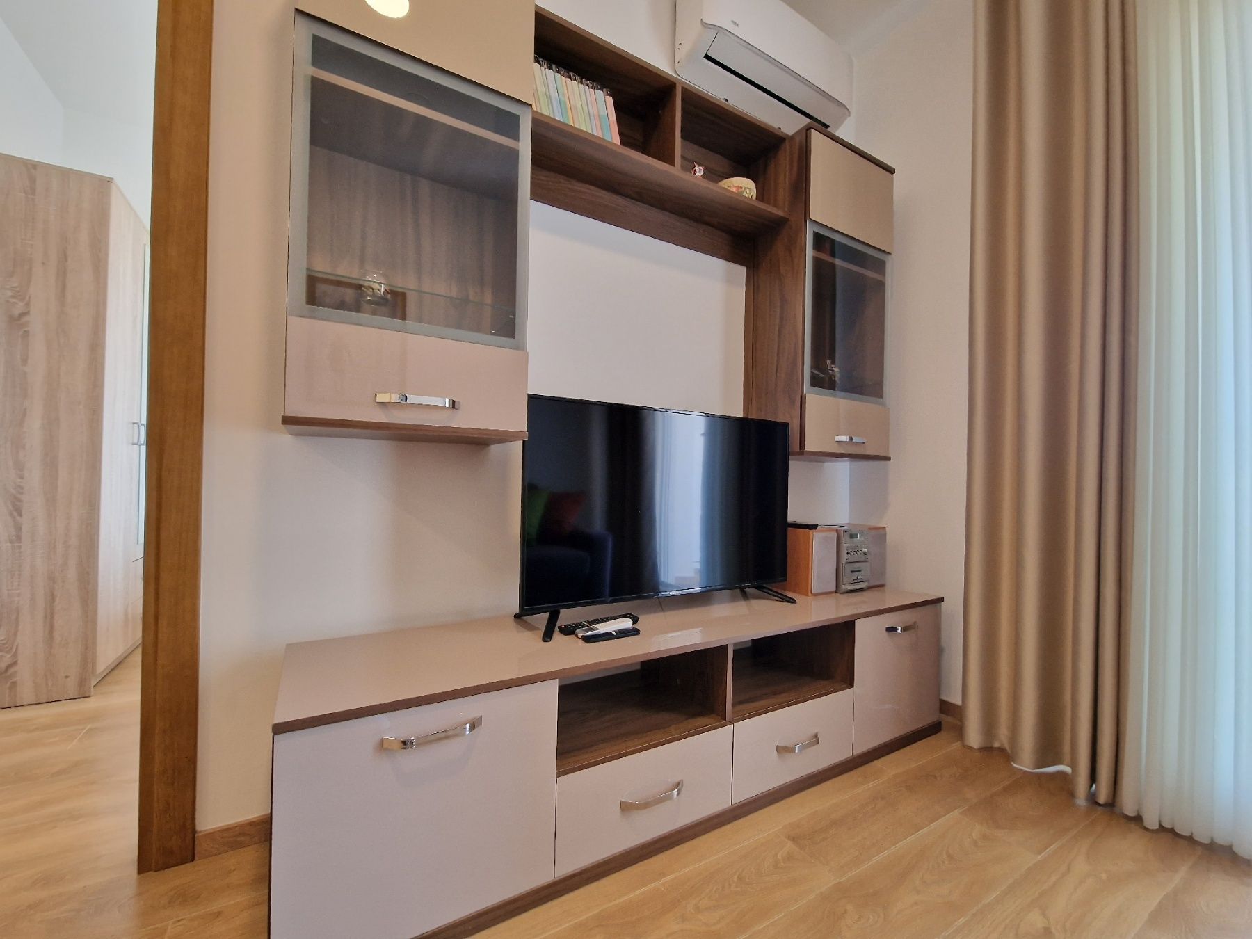 Jednosoban stan sa pogledom na more i grad u Budvi,Podkosljun (NA DUZI PERIOD) - Amfora Real Estate