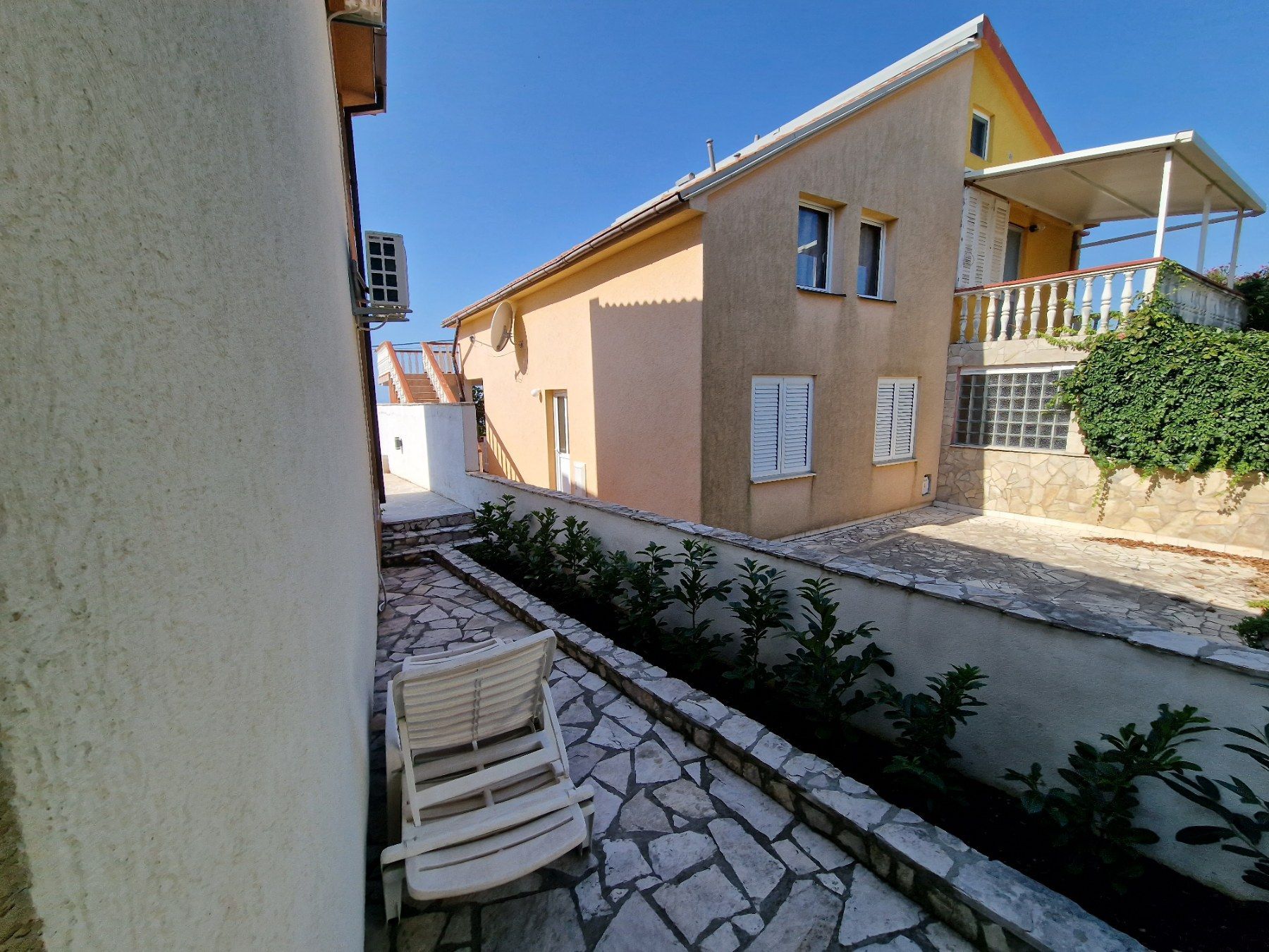 amforaproperty.com/Kuca sa bazenom i pogledom na more,Krimovica-Kotor