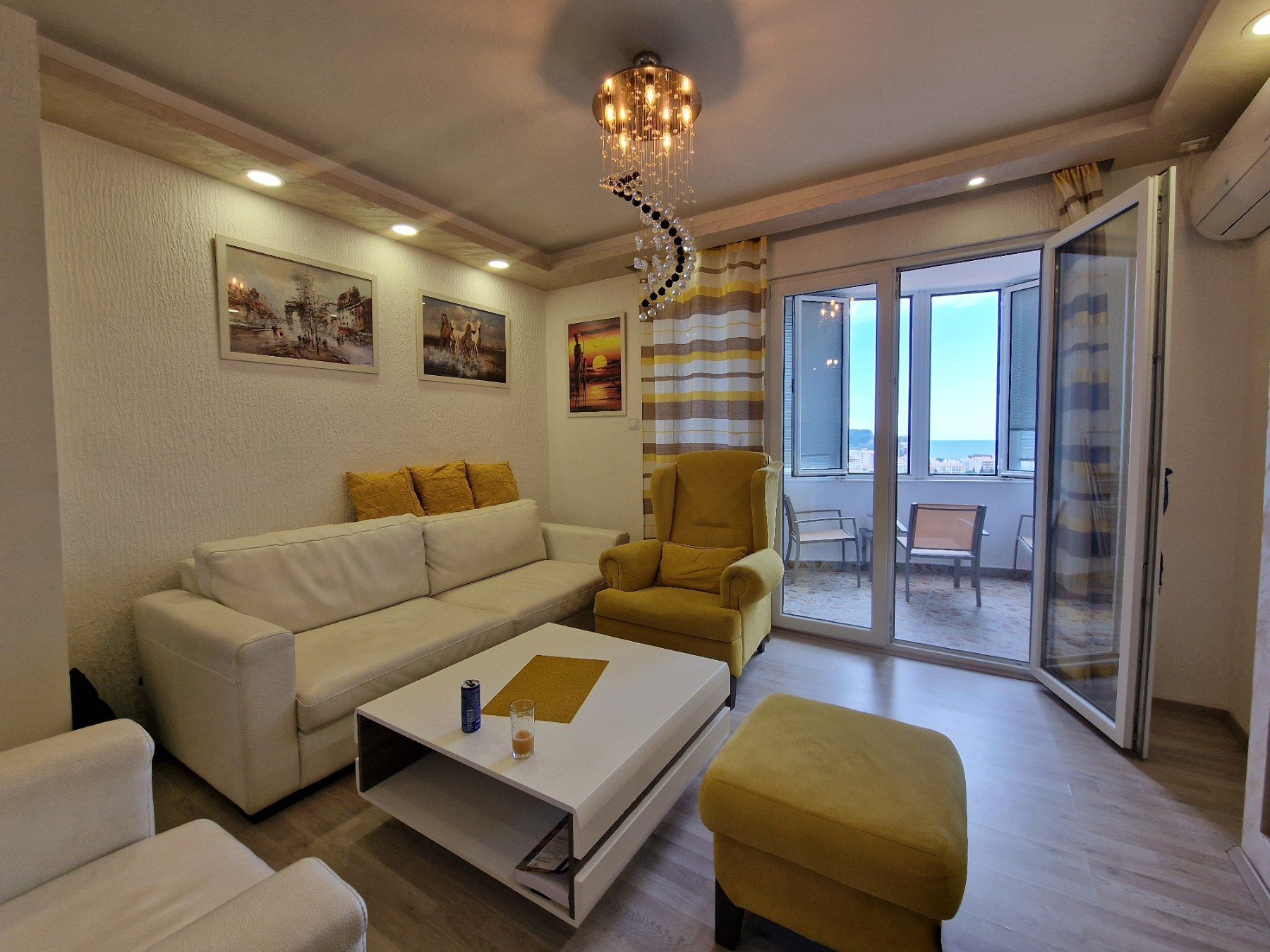 amforaproperty.com/Dvosoban stan sa pogledom na more i grad,Budva,Dubovica Lux