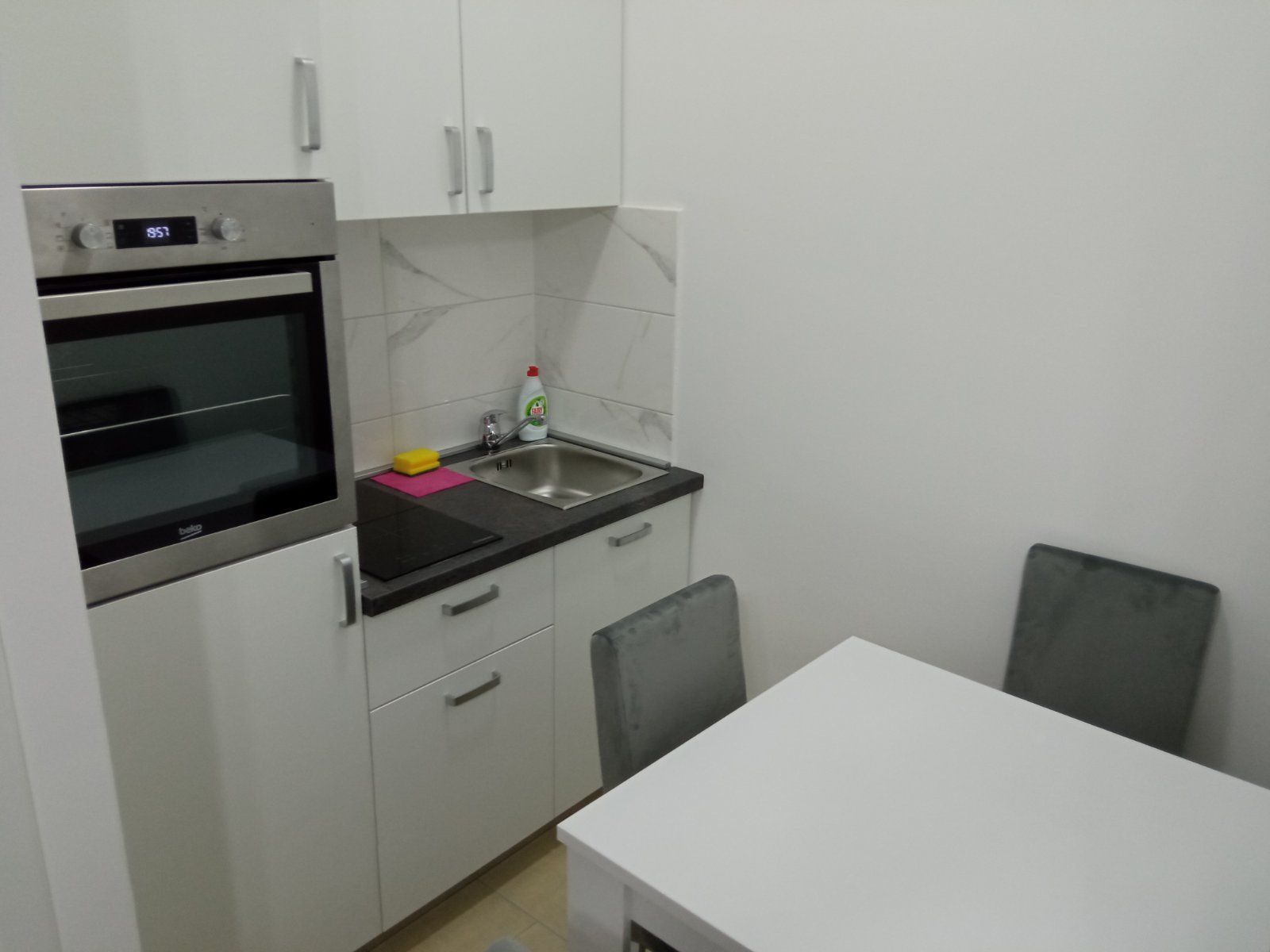 Jednosoban apartman Velji Vinogradi,Budva (na duzi period) - Amfora Real Estate