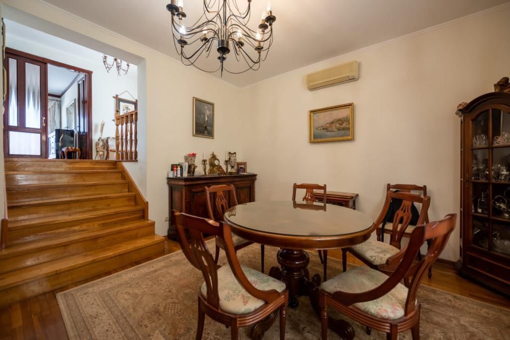 amforaproperty.com/Kuca sa bazenom i pogledom na more u Škaljarima, Kotor