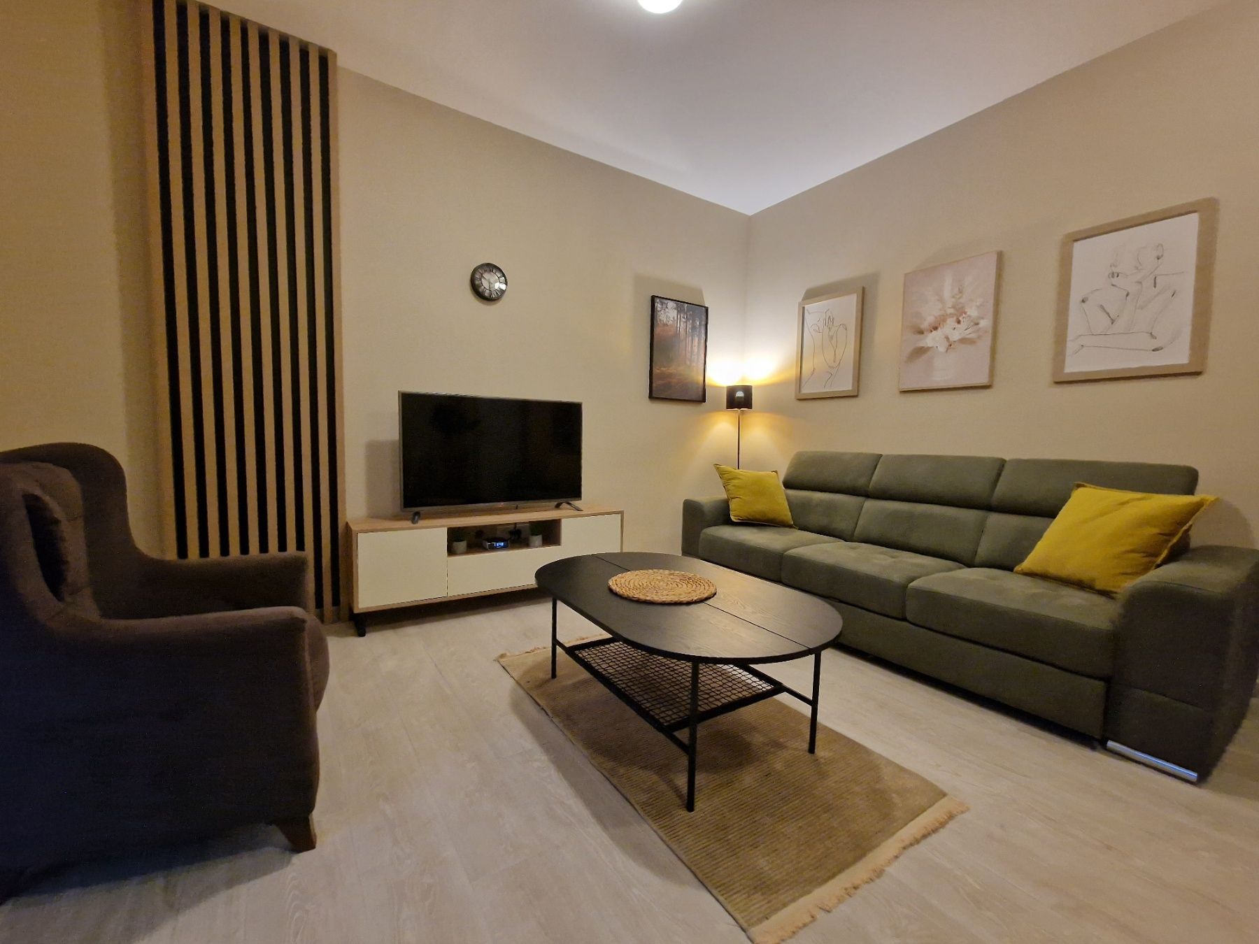 amforaproperty.com/Jednosoban moderno opremljen stan na atraktivnoj lokaciji u Becicima
