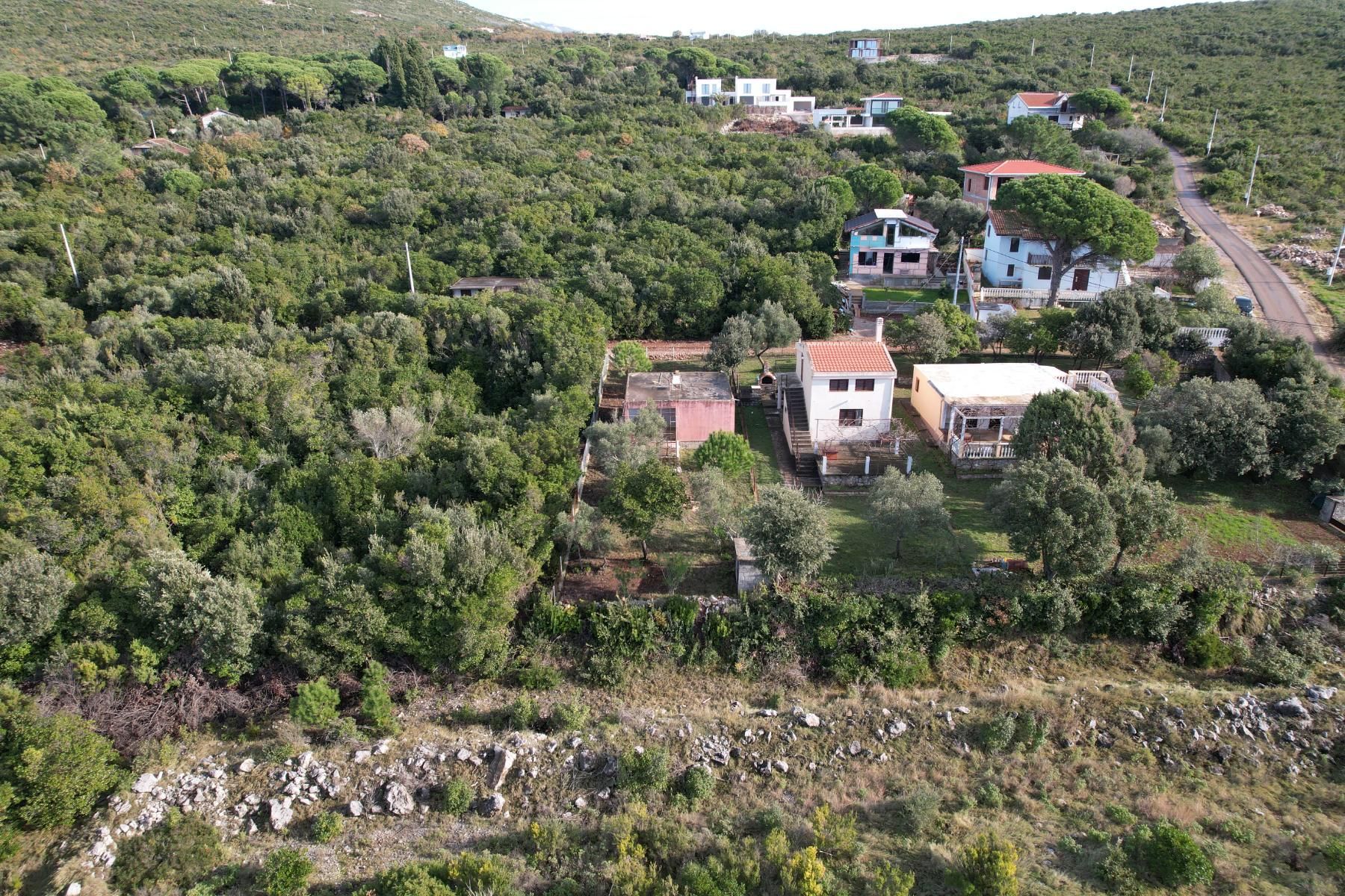 amforaproperty.com/Na Prodaju Plac sa Okućnicom i pogledom na more u Zagori