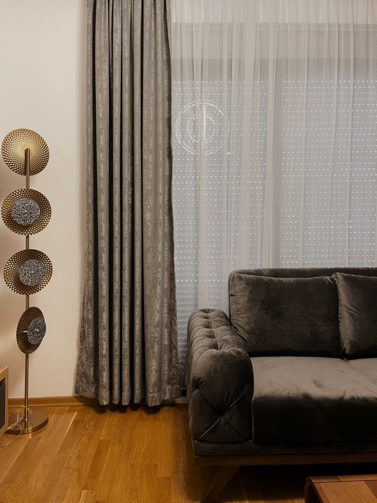 amforaproperty.com/Luksuno opremljen jednosoban stan  na fantastičnoj lokaciji na samom bulevaru Teuta,Ulcinj.(NA DUZI PERIOD)