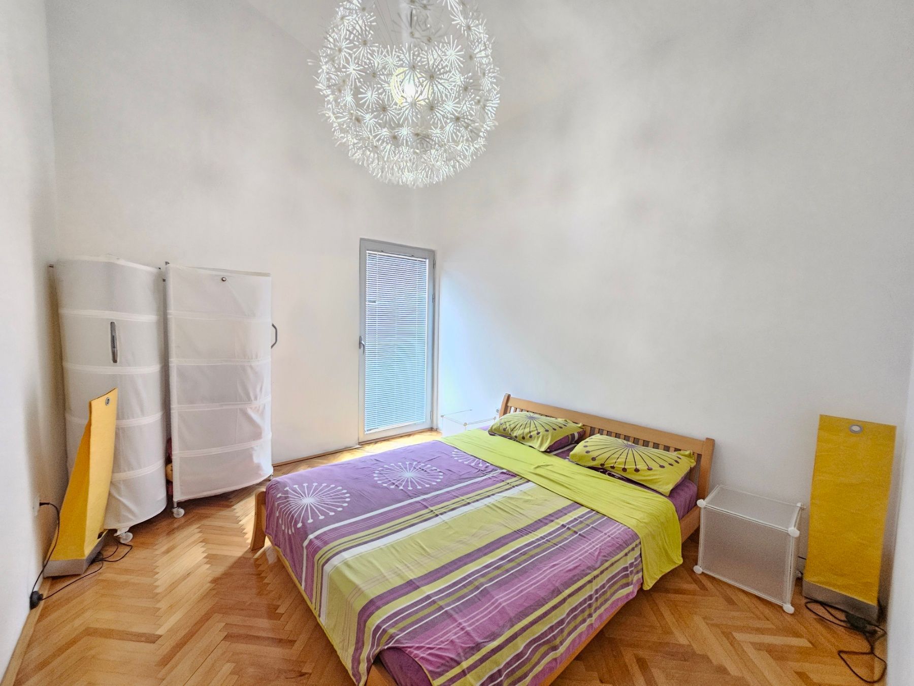 amforaproperty.com/Četvorosoban stan 115m2 sa pogledom na more u mestu Muo, Kotor