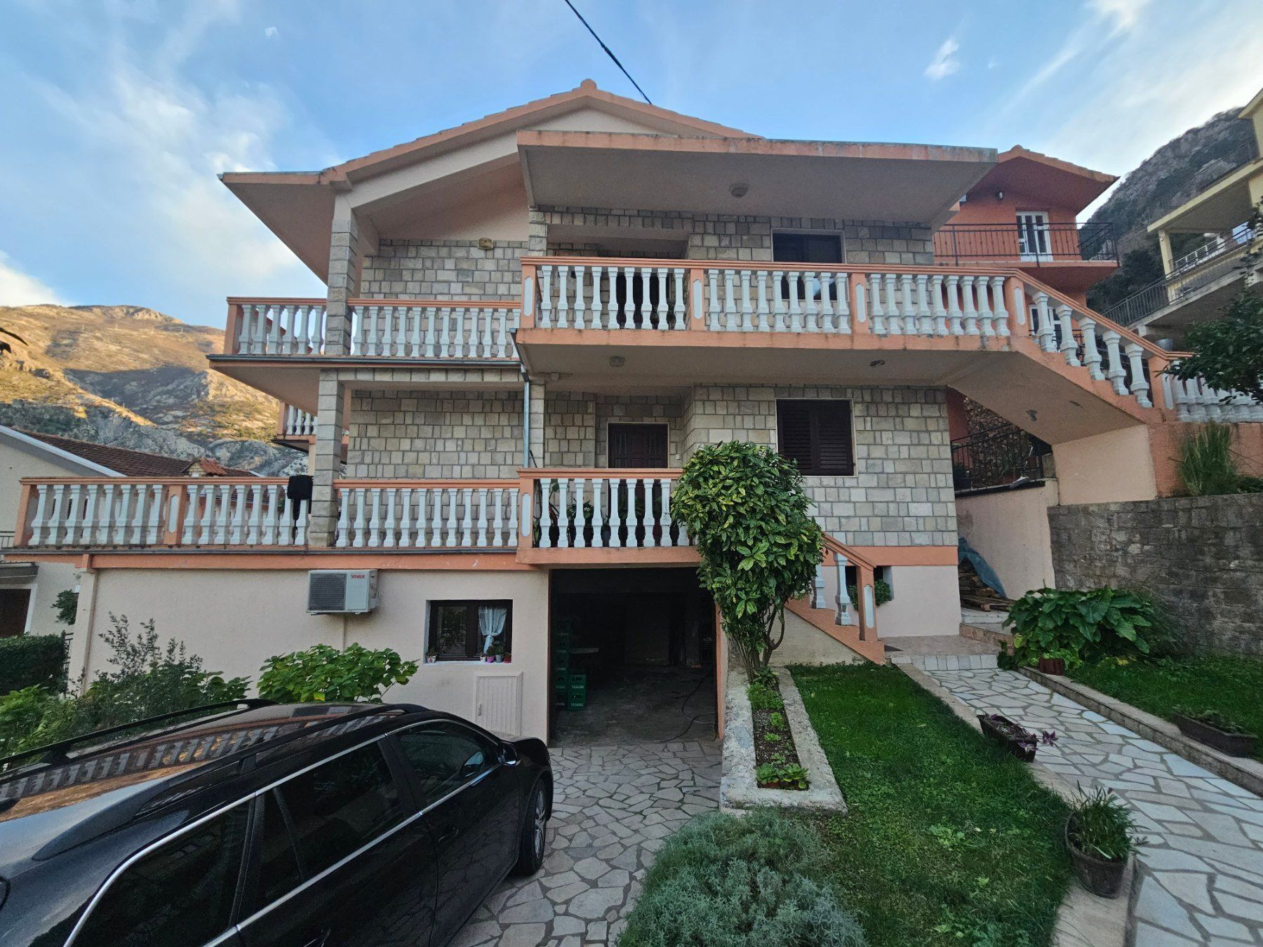 amforaproperty.com/Dve kuće na prvoj liniji mora, Muo,Kotor-Pogled na More i Sopstvena Ponta