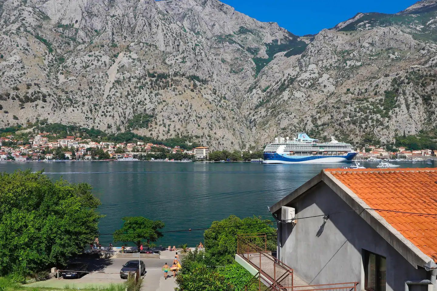 amforaproperty.com/Dve kuće na prvoj liniji mora, Muo,Kotor-Pogled na More i Sopstvena Ponta