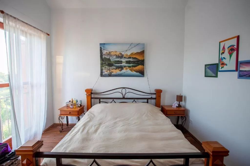 amforaproperty.com/Luksuzna kamena vila s bazenom i pogledom na more u Zagori, Kotor