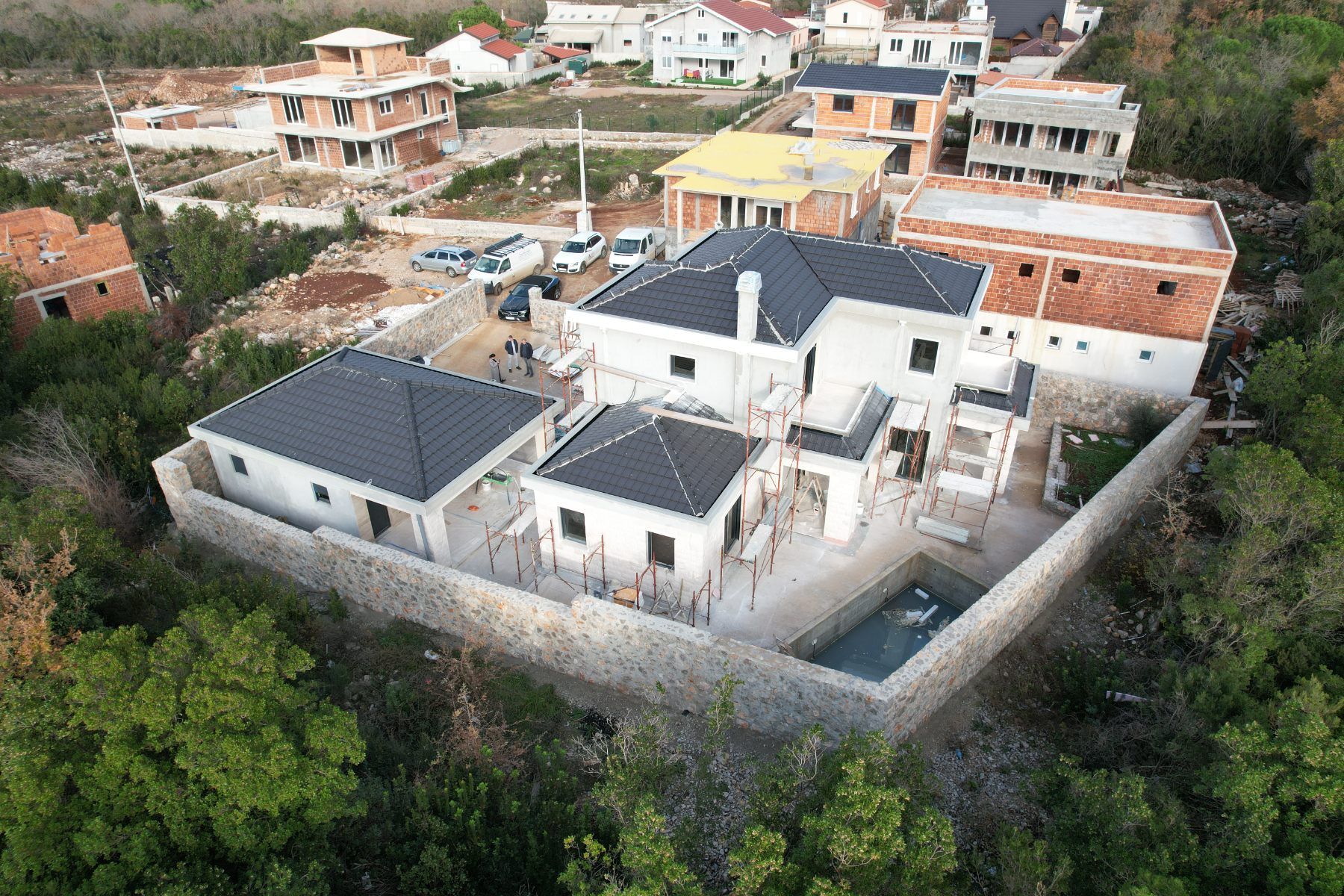 amforaproperty.com/Prodaja luksuzne vile sa bazenom u Krimovici, Kotor