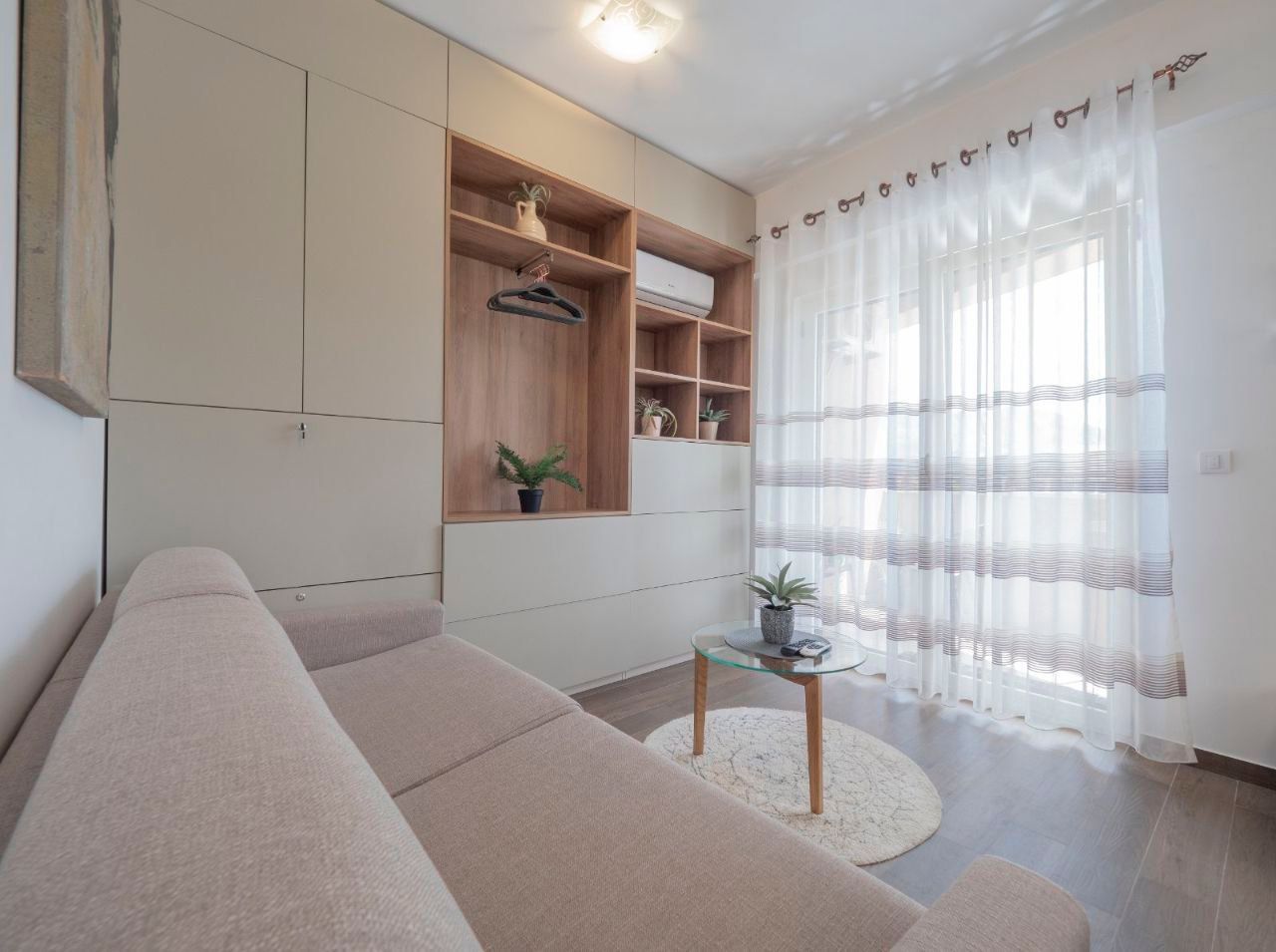 amfora/Moderno opremljen studio apartman na atraktivnoj lokaciji,Becici-NA DUZI PERIOD