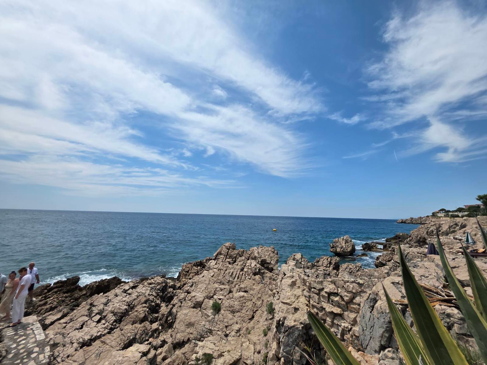 amforaproperty.com/Ekskluzivna vila na prvoj liniji mora u Utjehi, Bar – direktan izlaz na plažu