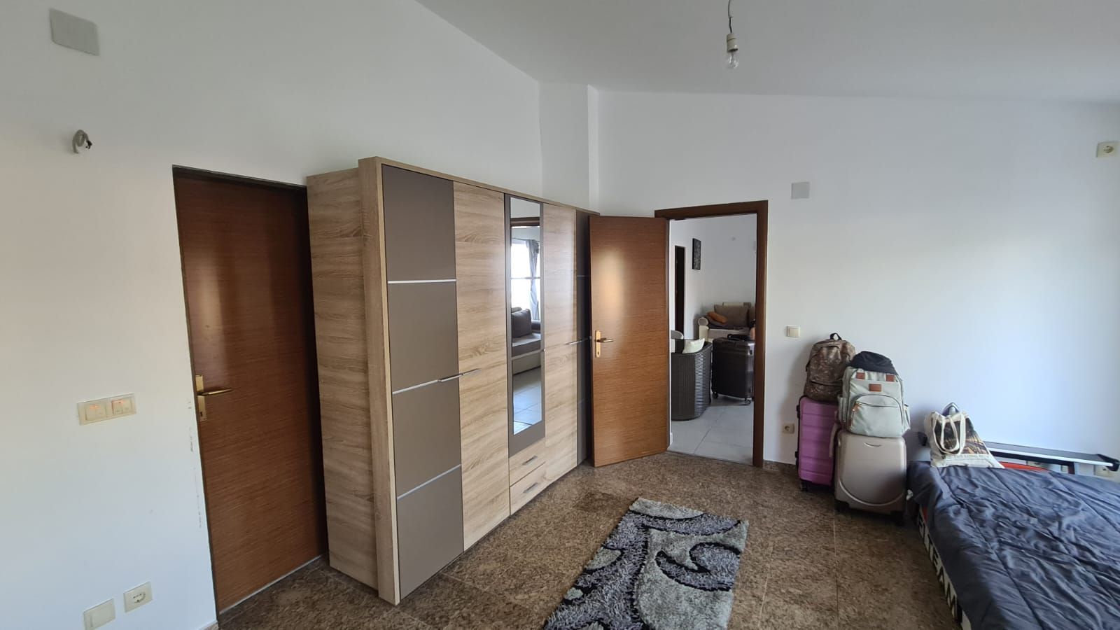 amforaproperty.com/Dvosoban namesten stan 100m2 sa pogledom na more i grad,Podkosljun-Budva