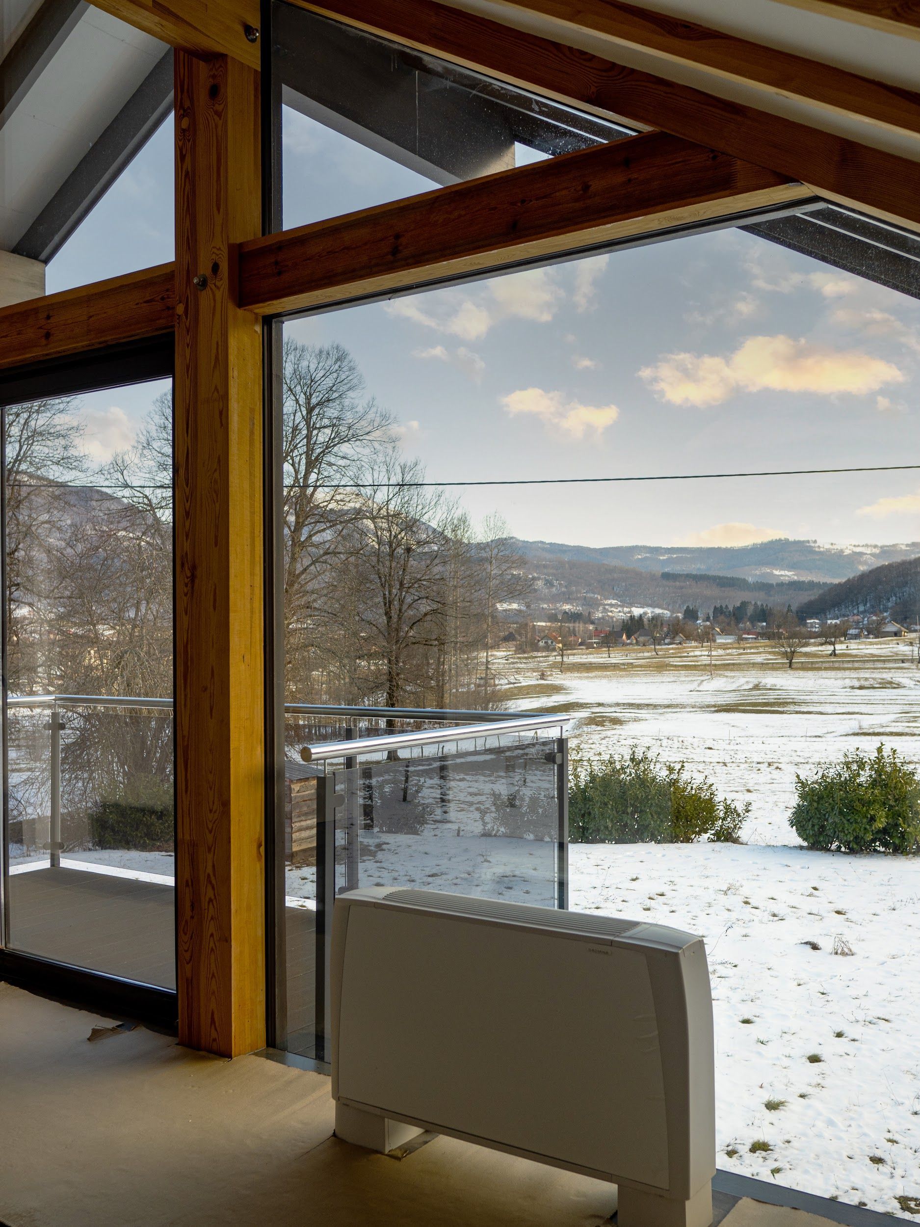 amforaproperty.com/Nova eko-luksuzna planinska chalet vila 200m2, Kolašin, Crna Gora