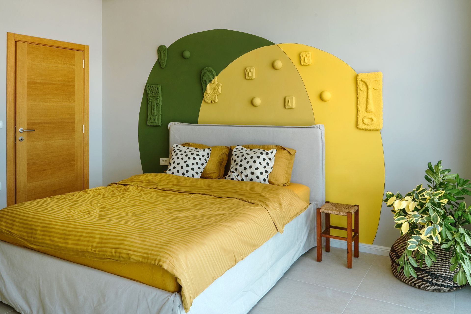 Luksuzna vila 200 m² sa bazenom i panoramskim pogledom – luksuzna nekretnina na samoj obali mora - Amfora Real Estate