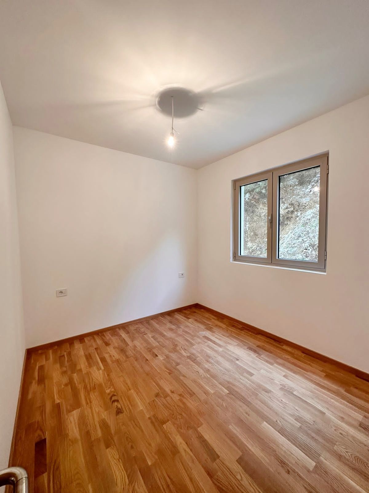 amforaproperty.com/Nov dvosoban stan 55m2 na atraktivnoj lokaciji u Bečićima