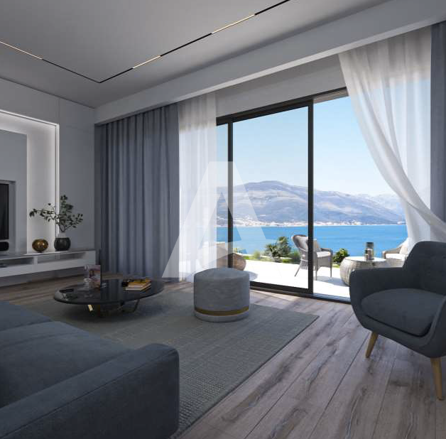 amforaproperty.com/Tivat, Krašići –  Luksuzni jednosoban DUPLEKS apartman 78m2 sa otvorenim pogledom na more u novom kompleksu na poluostrvu Luštica