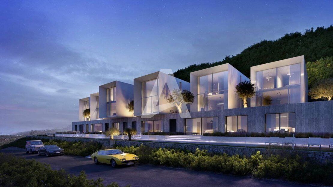 amforaproperty.com/Tivat, Krašići –  Luksuzni jednosoban DUPLEKS apartman 68.1m2 sa otvorenim pogledom na more u novom kompleksu na poluostrvu Luštica