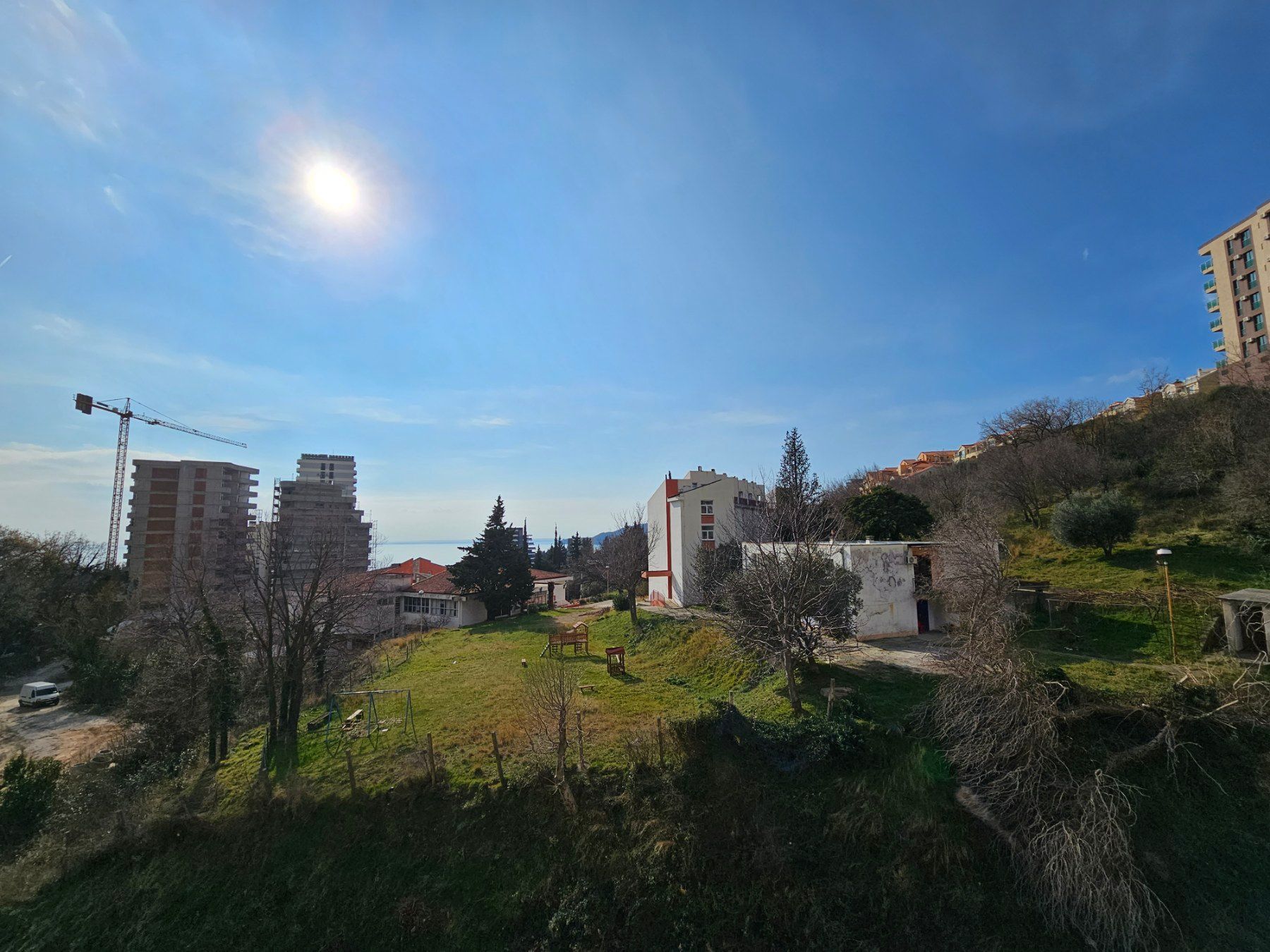 amforaproperty.com/Nov trosoban stan 132m2 sa pogledom na more u Bečićima